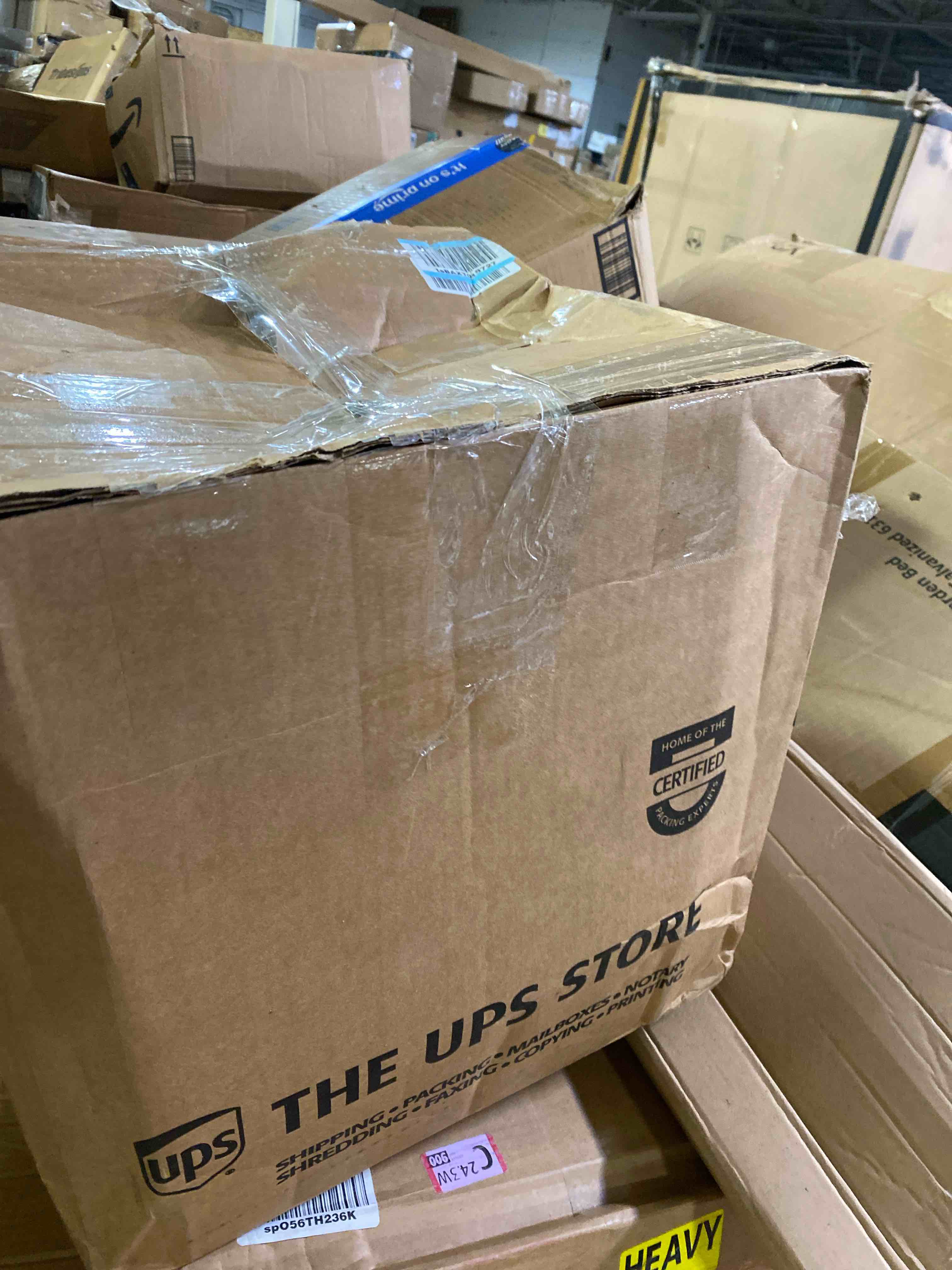 https://s3.amazonaws.com/lotting-images-prod/phillipi/PNK0425103_1732221429011.jpeg