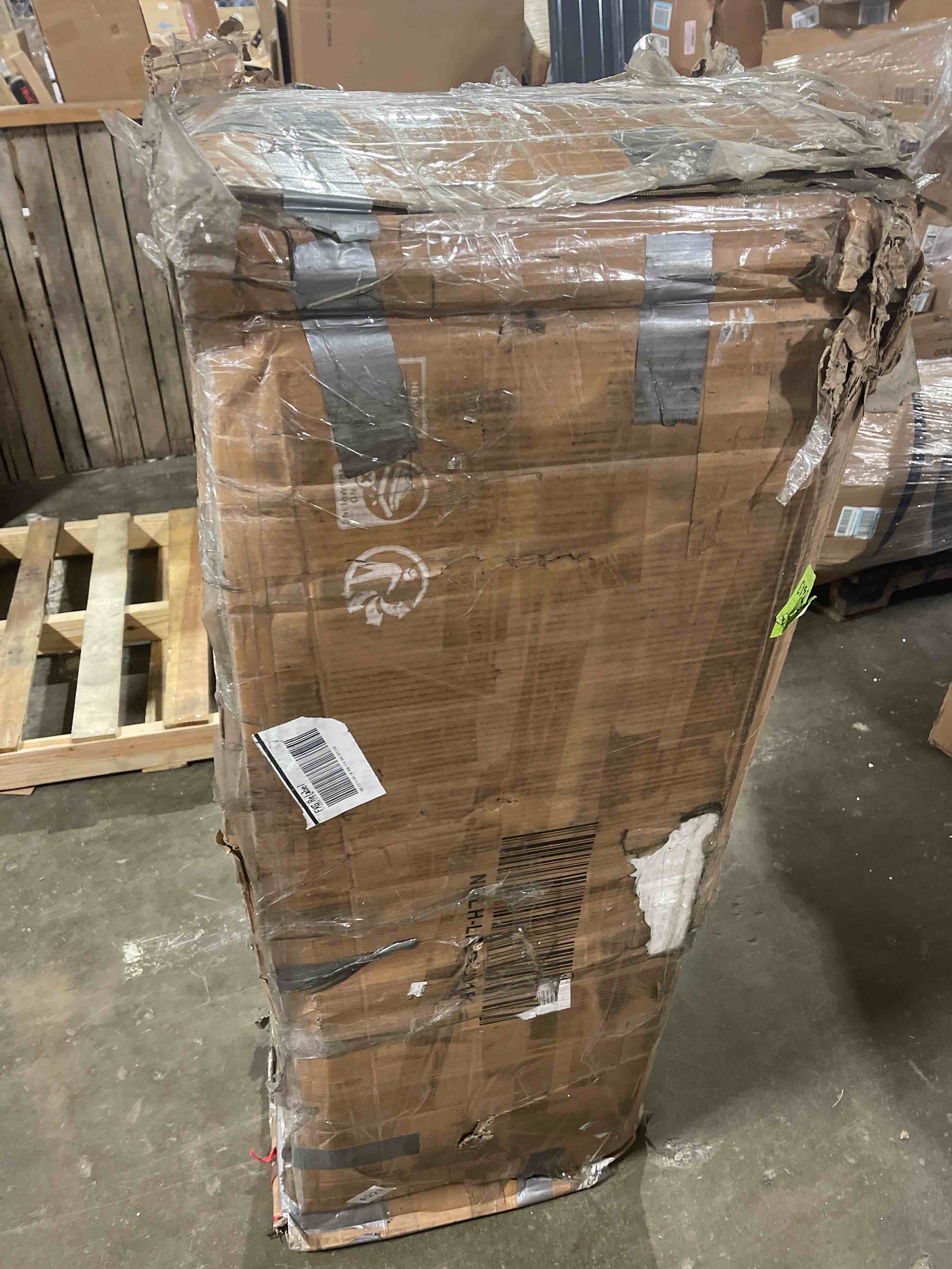 https://s3.amazonaws.com/lotting-images-prod/phillipi/PNK0425209_1732031862699.jpeg