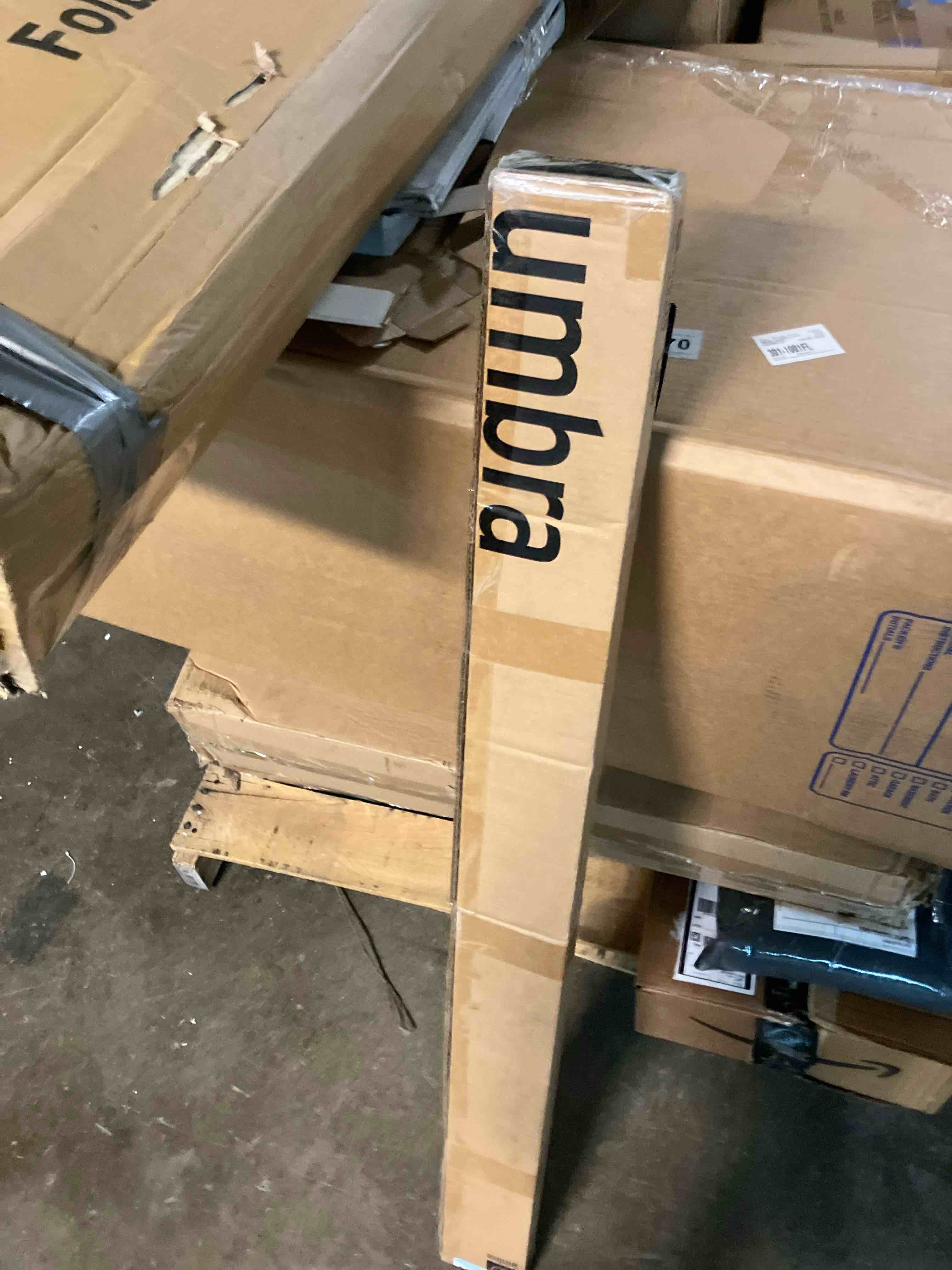 https://s3.amazonaws.com/lotting-images-prod/phillipi/PNK0425544_1732031627226.jpeg
