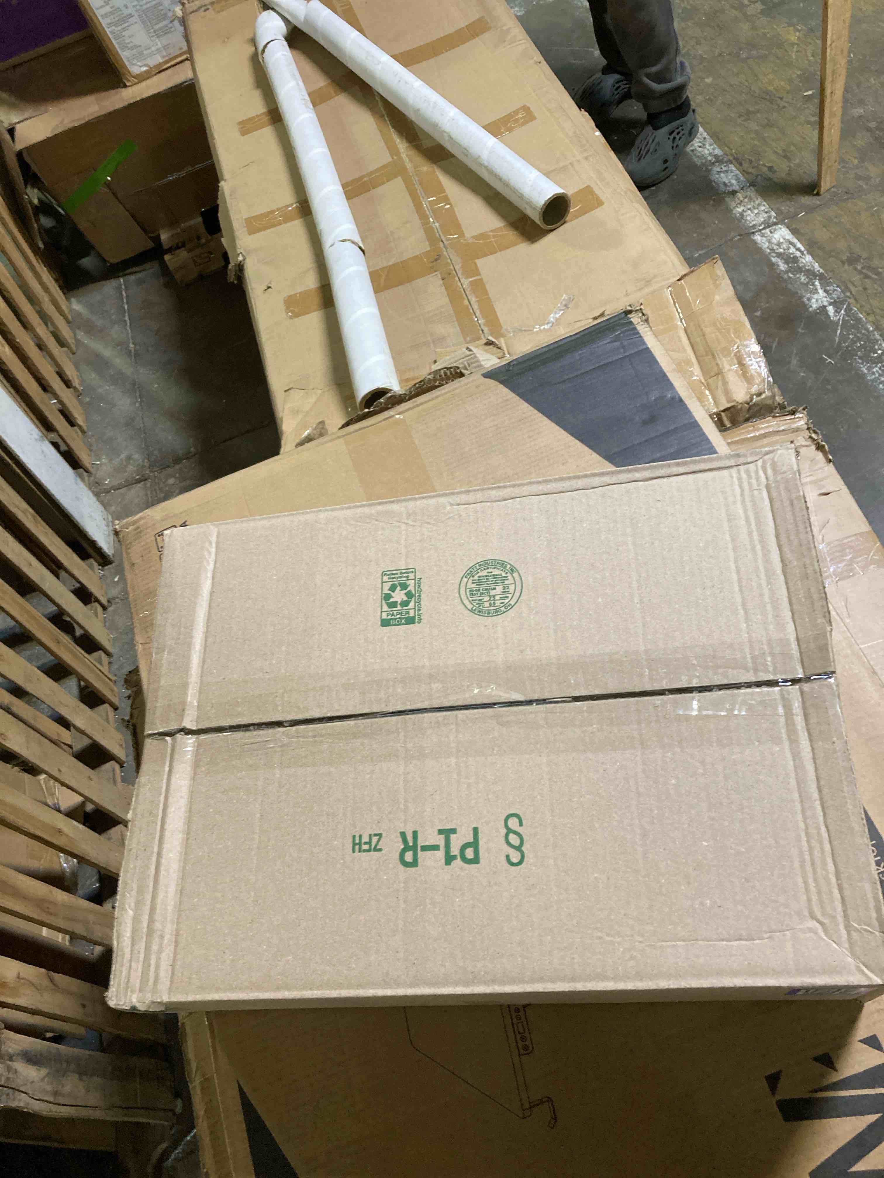 https://s3.amazonaws.com/lotting-images-prod/phillipi/PNK0425797_1731691914950.jpeg