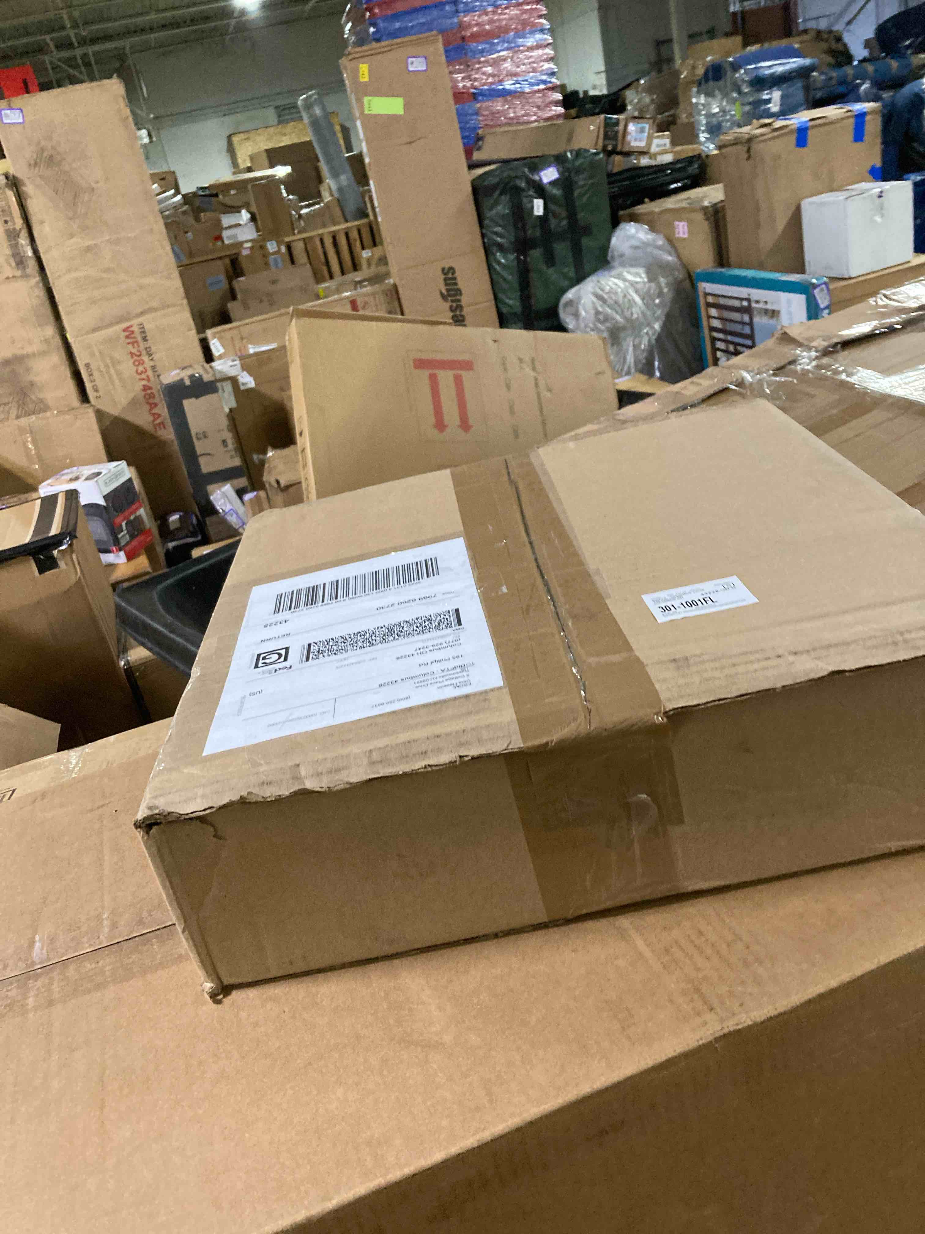 https://s3.amazonaws.com/lotting-images-prod/phillipi/PNK0425826_1731704911918.jpeg
