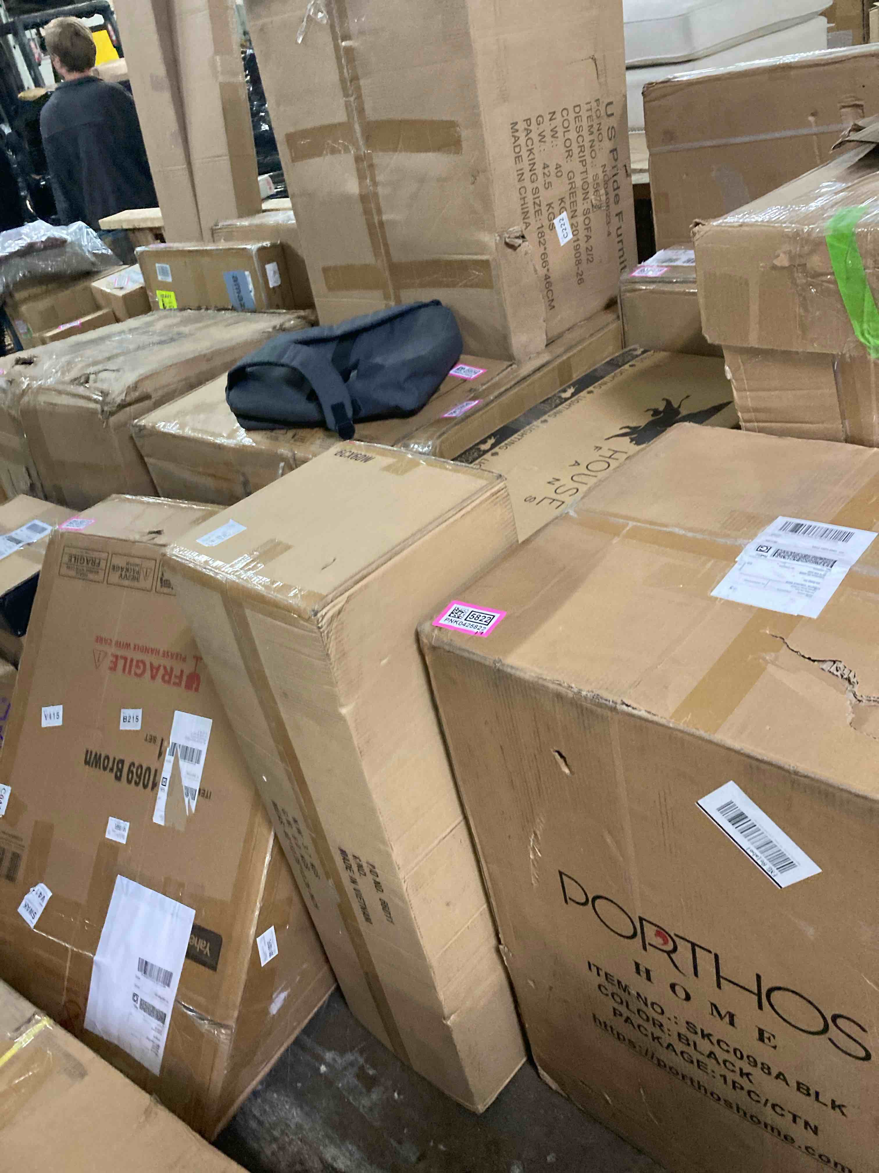 https://s3.amazonaws.com/lotting-images-prod/phillipi/PNK0425830_1731705188322.jpeg