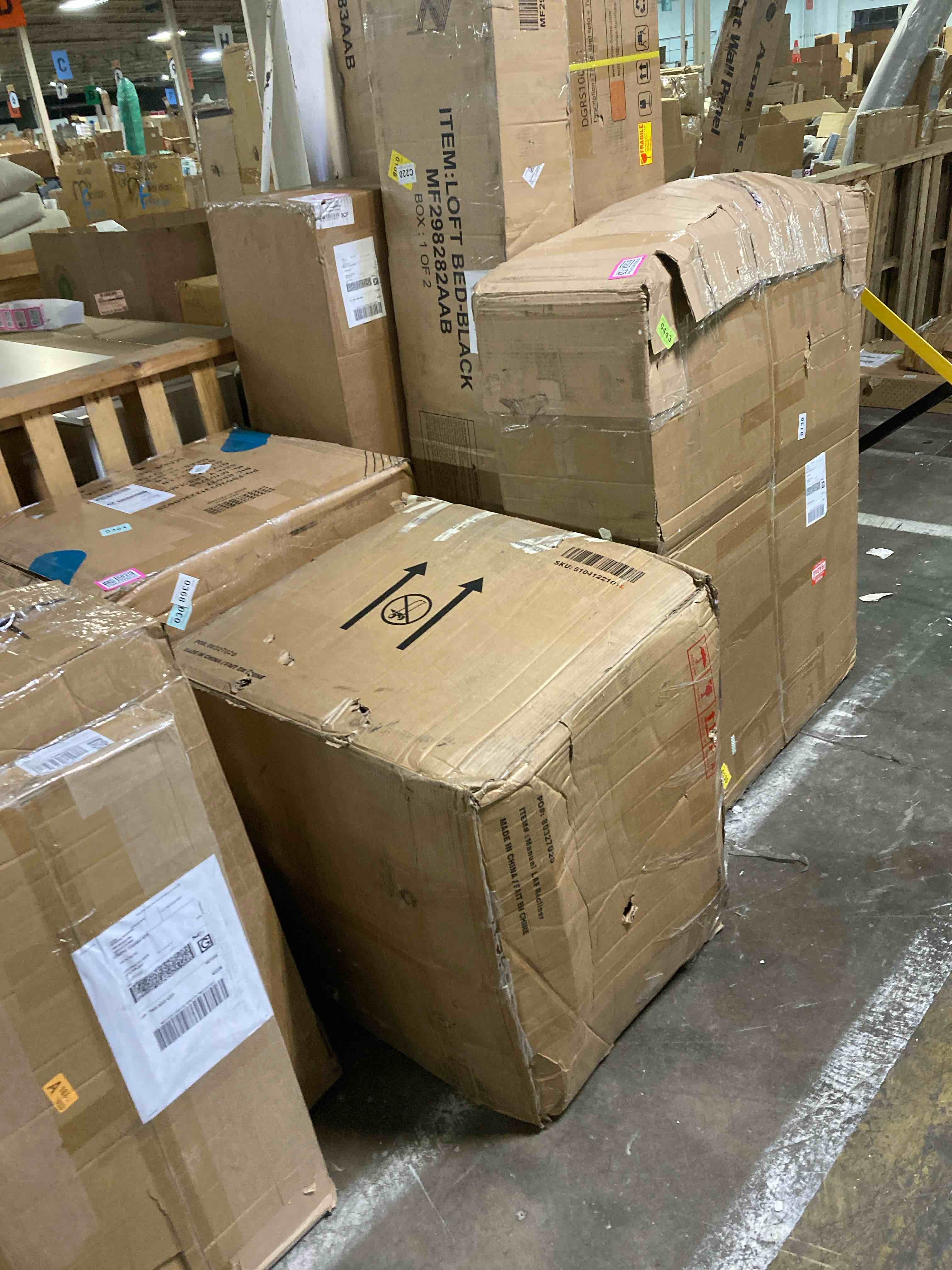 https://s3.amazonaws.com/lotting-images-prod/phillipi/PNK0425836_1731705662743.jpeg