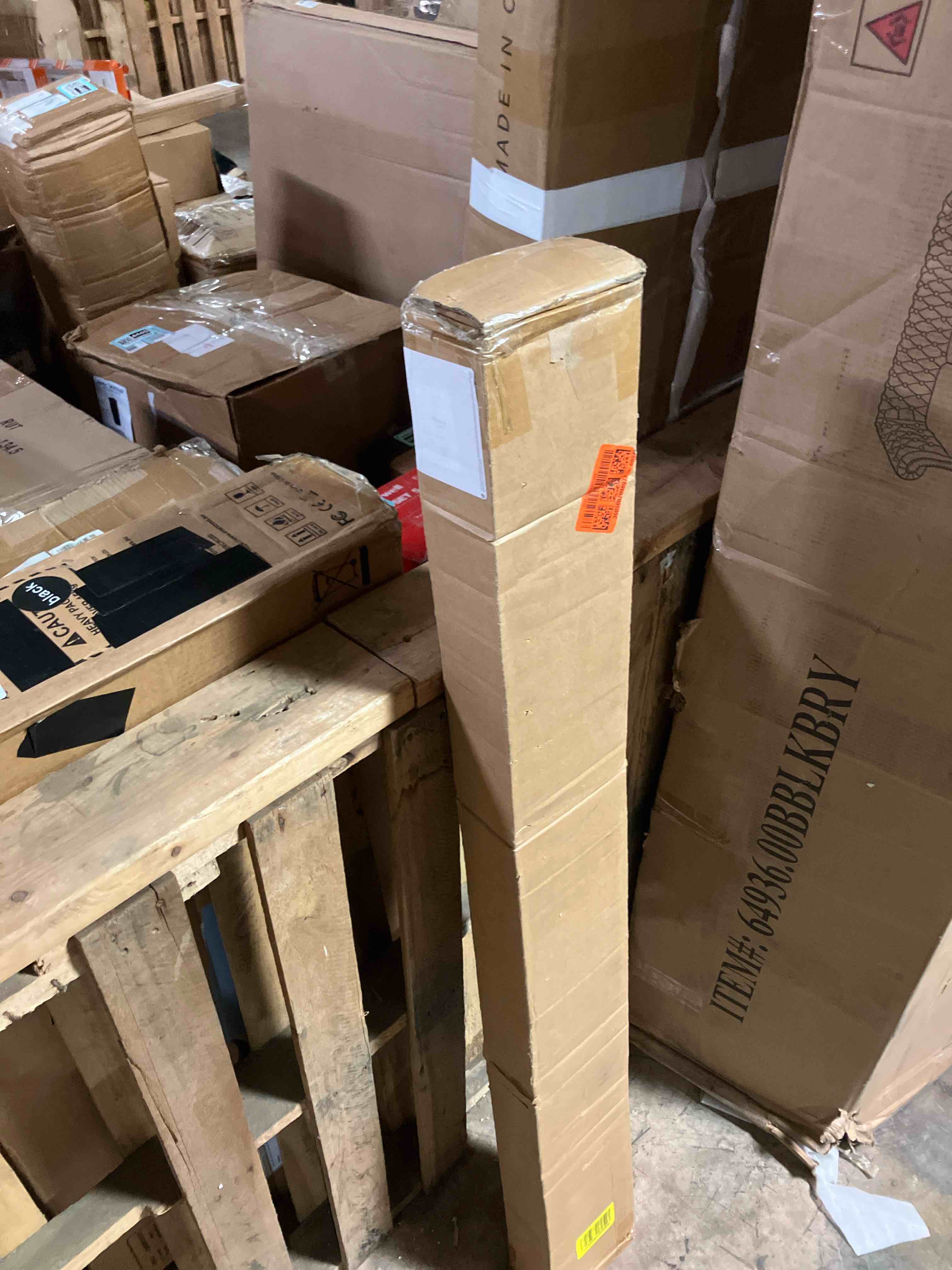 https://s3.amazonaws.com/lotting-images-prod/phillipi/PNK0426381_1730493314072.jpeg