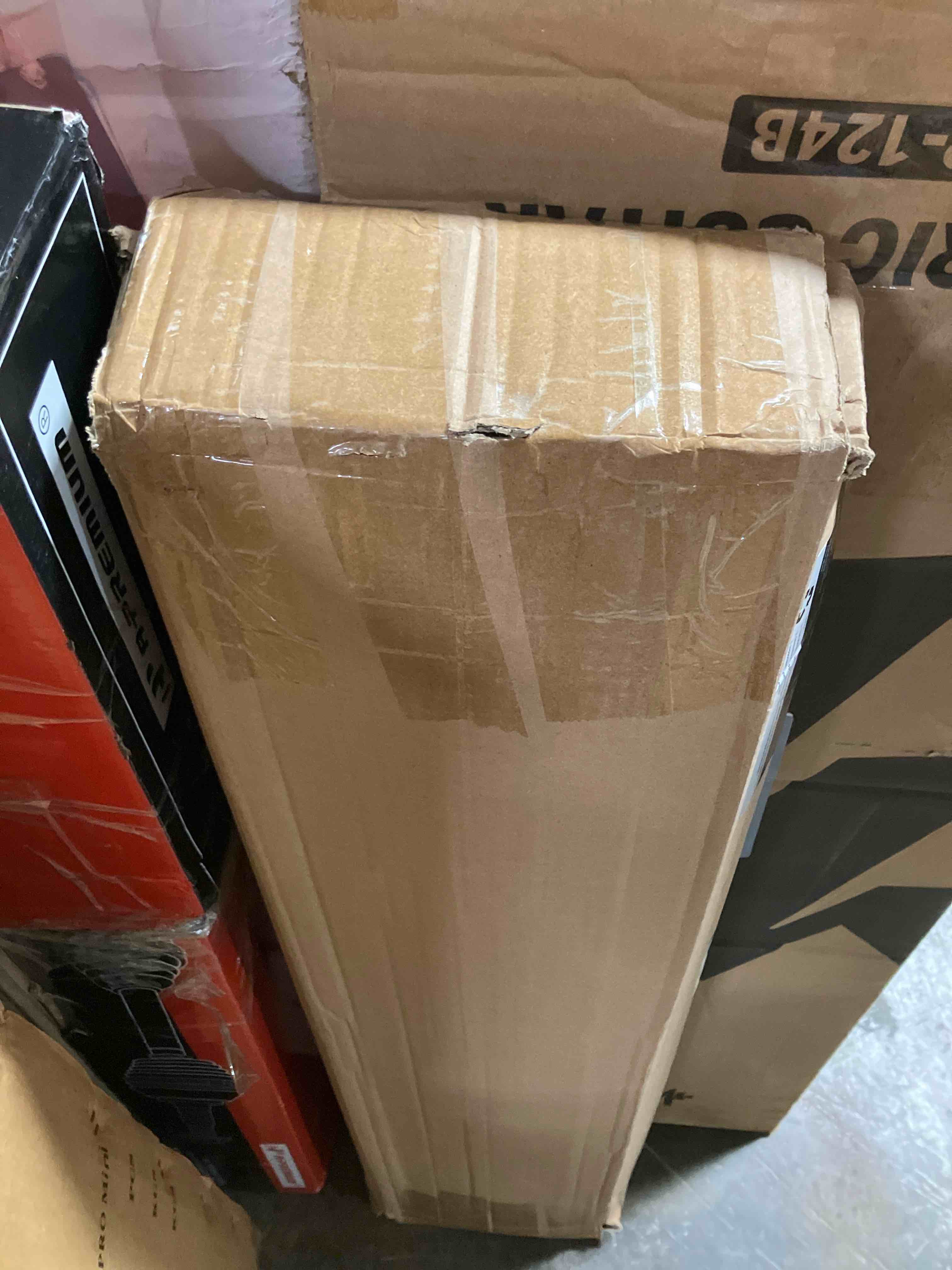 https://s3.amazonaws.com/lotting-images-prod/phillipi/PNK0426406_1730497158758.jpeg