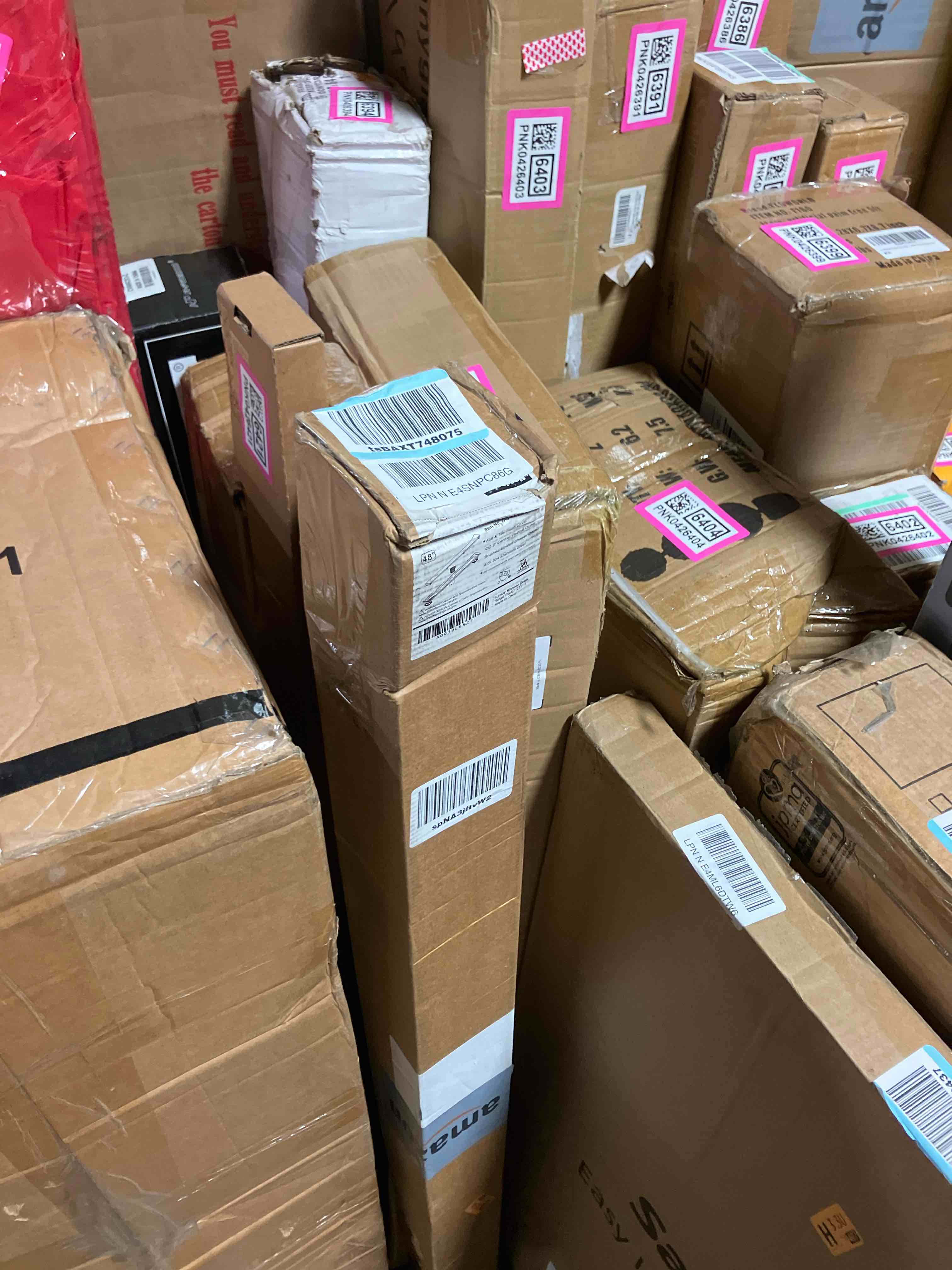 https://s3.amazonaws.com/lotting-images-prod/phillipi/PNK0426424_1730752921767.jpeg