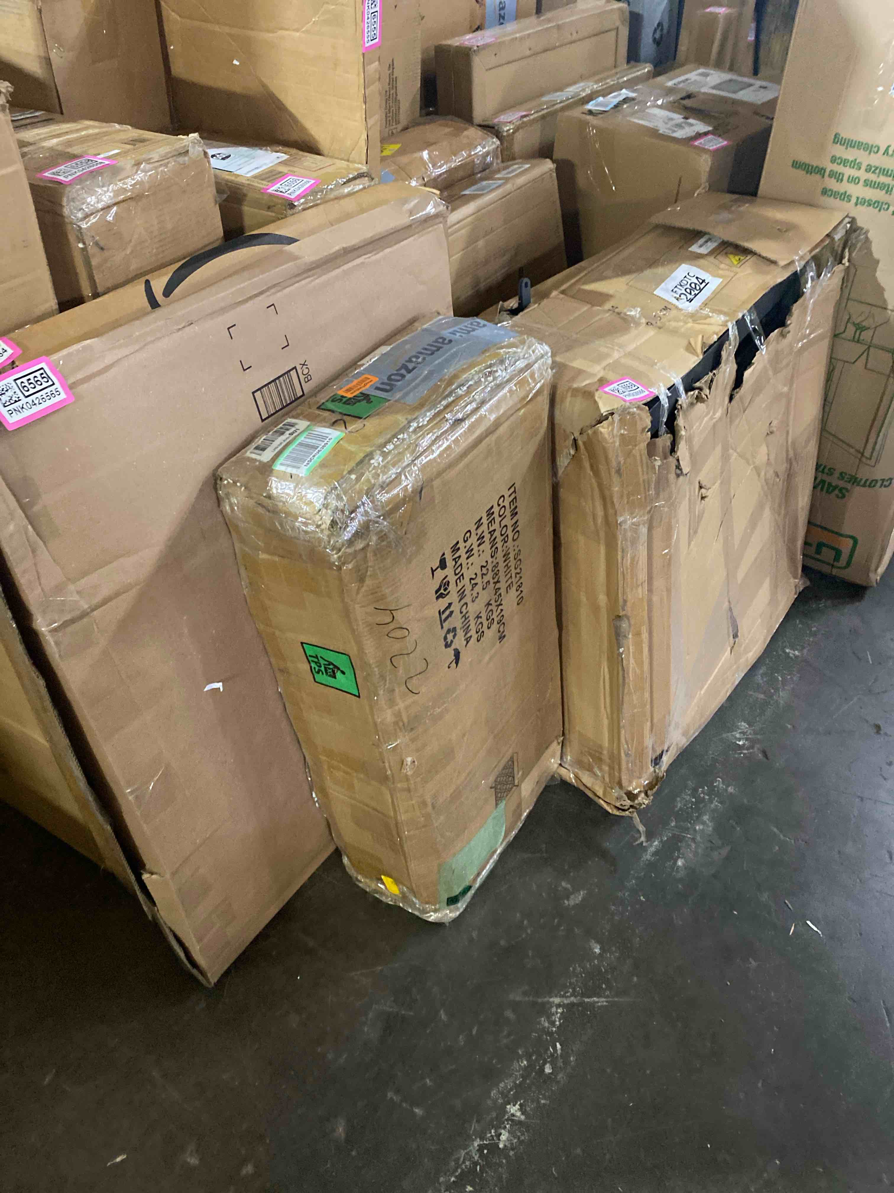 https://s3.amazonaws.com/lotting-images-prod/phillipi/PNK0426567_1730477234876.jpeg