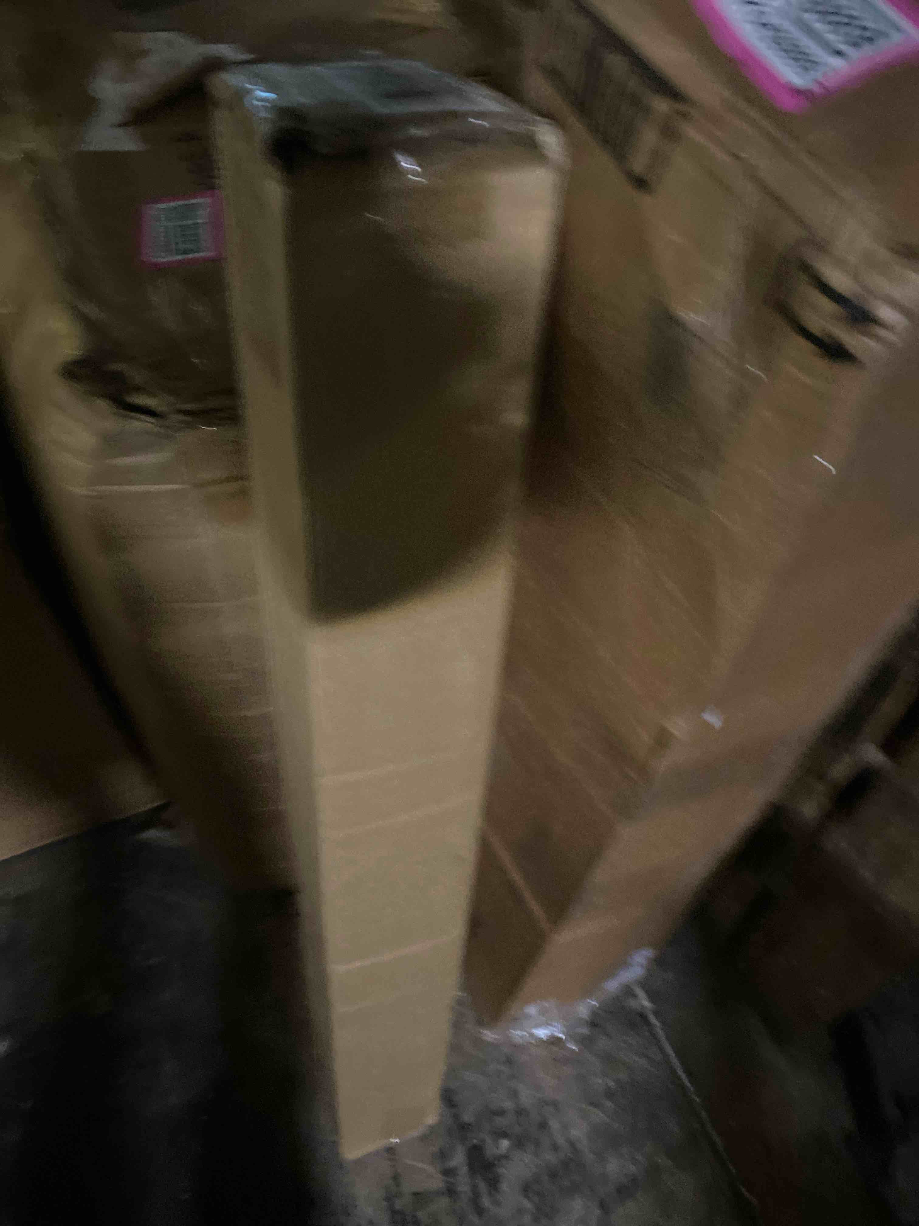 https://s3.amazonaws.com/lotting-images-prod/phillipi/PNK0426890_1730400586619.jpeg