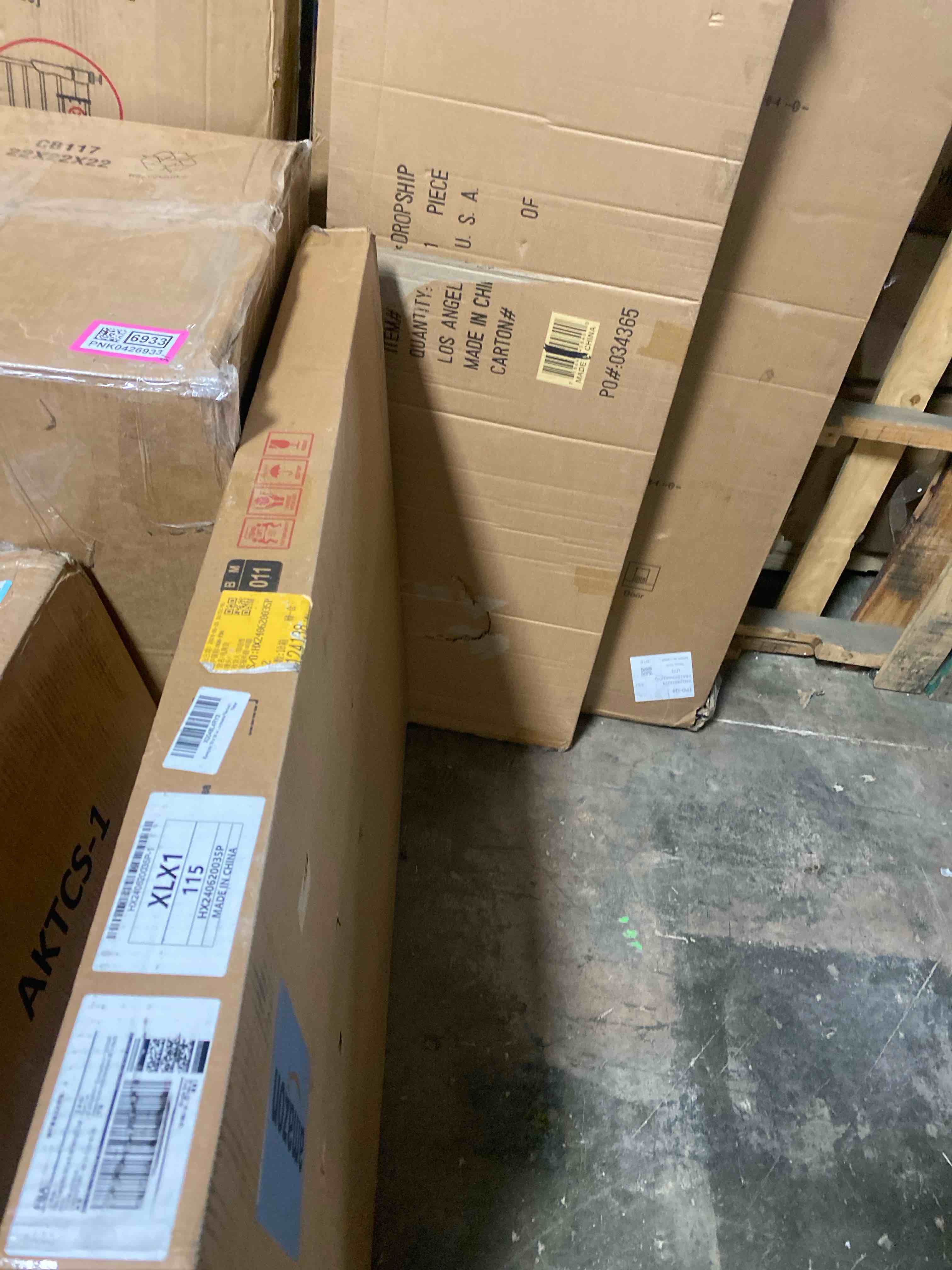 https://s3.amazonaws.com/lotting-images-prod/phillipi/PNK0426945_1730319596604.jpeg