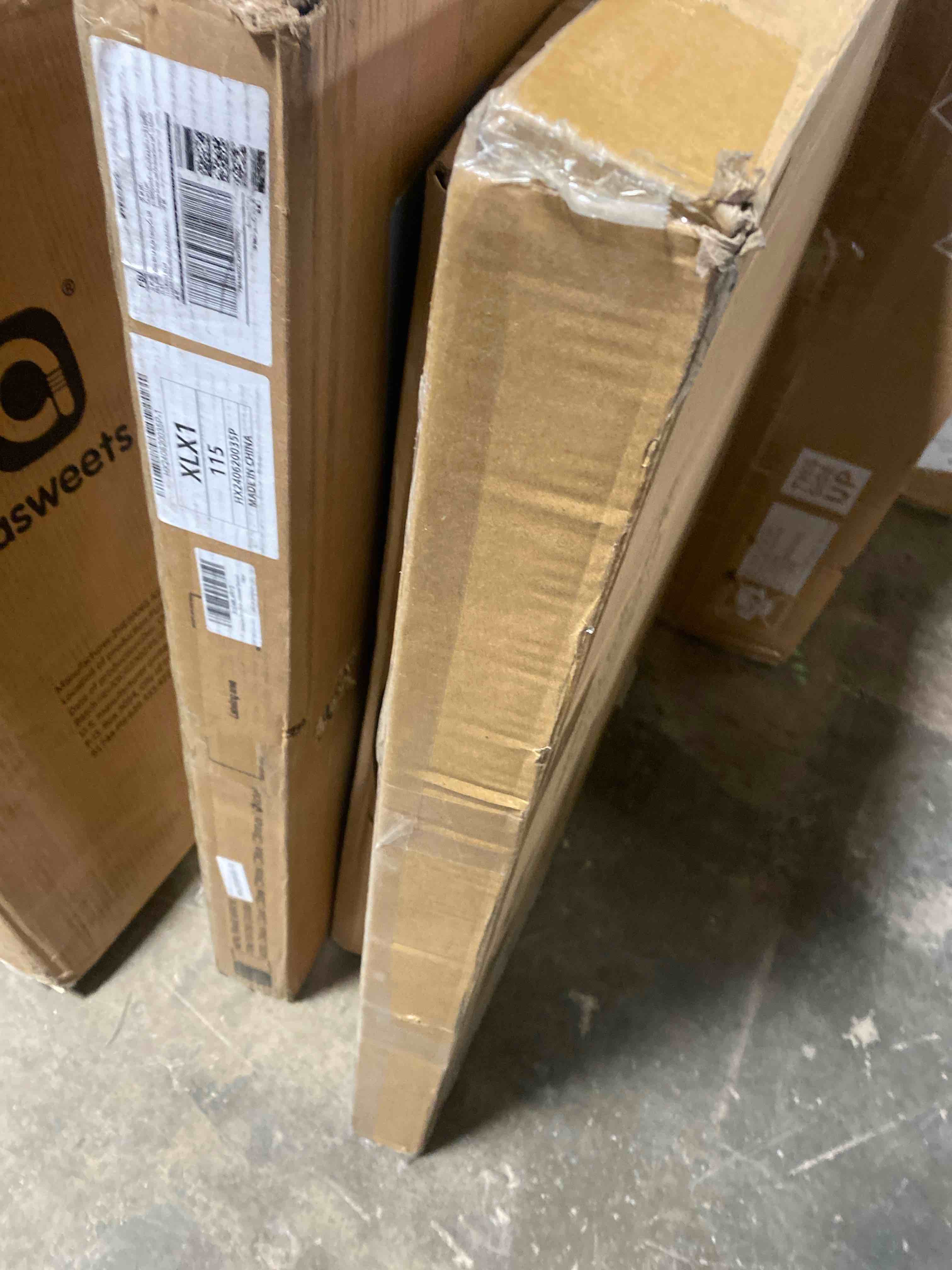 https://s3.amazonaws.com/lotting-images-prod/phillipi/PNK0426948_1730319975422.jpeg