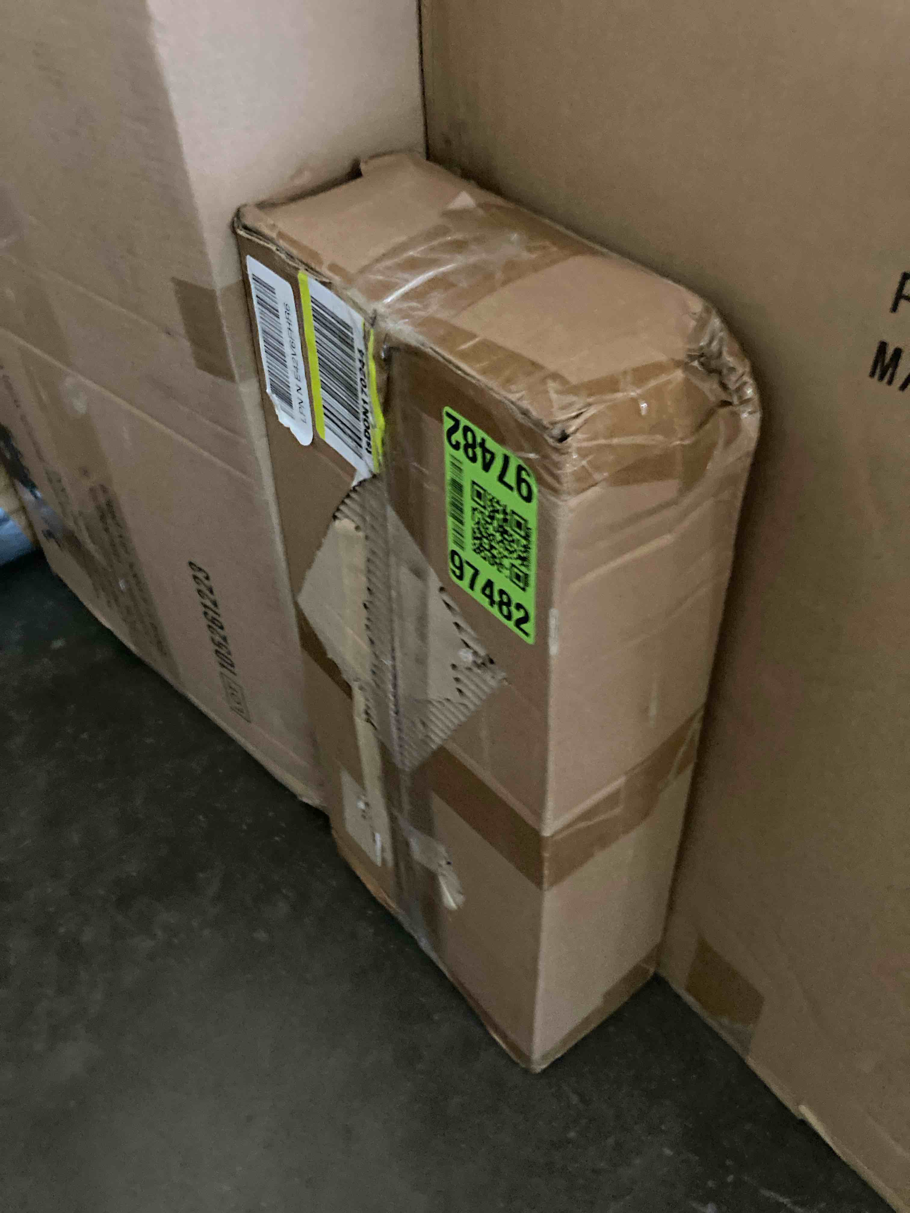 https://s3.amazonaws.com/lotting-images-prod/phillipi/PNK0426955_1730310942931.jpeg