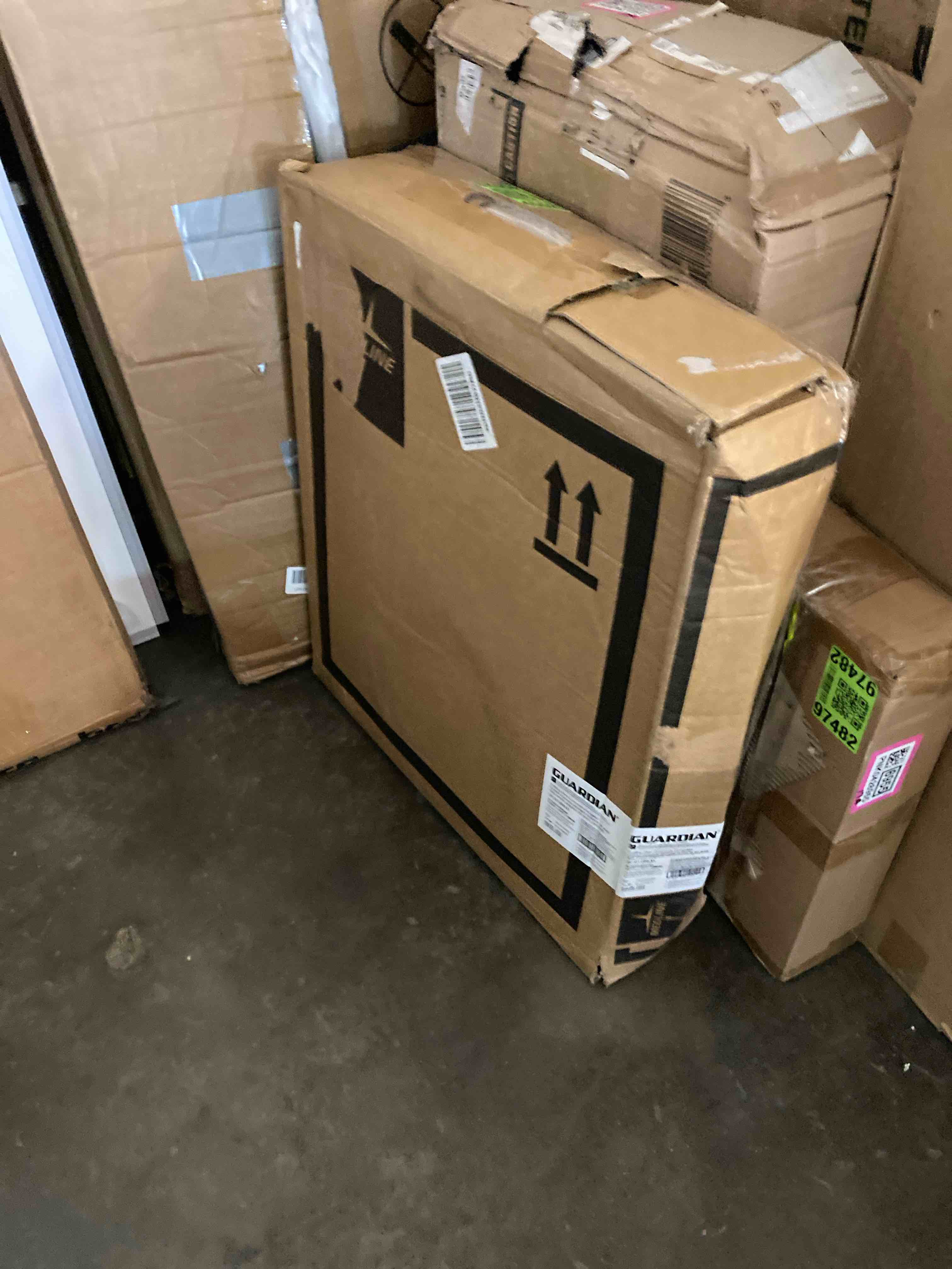 https://s3.amazonaws.com/lotting-images-prod/phillipi/PNK0426956_1730311064642.jpeg