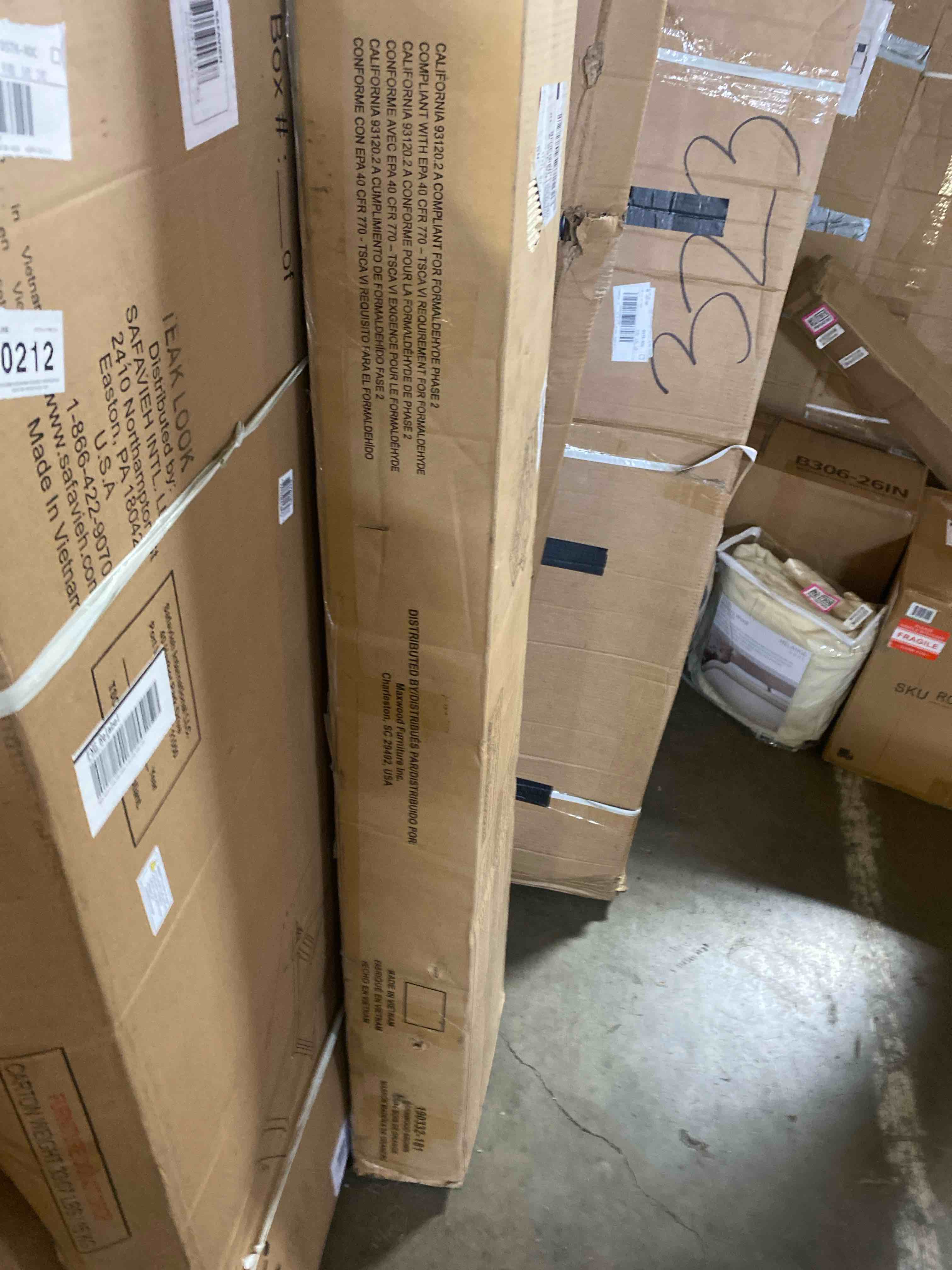 https://s3.amazonaws.com/lotting-images-prod/phillipi/PNK0427916_1729705636385.jpeg