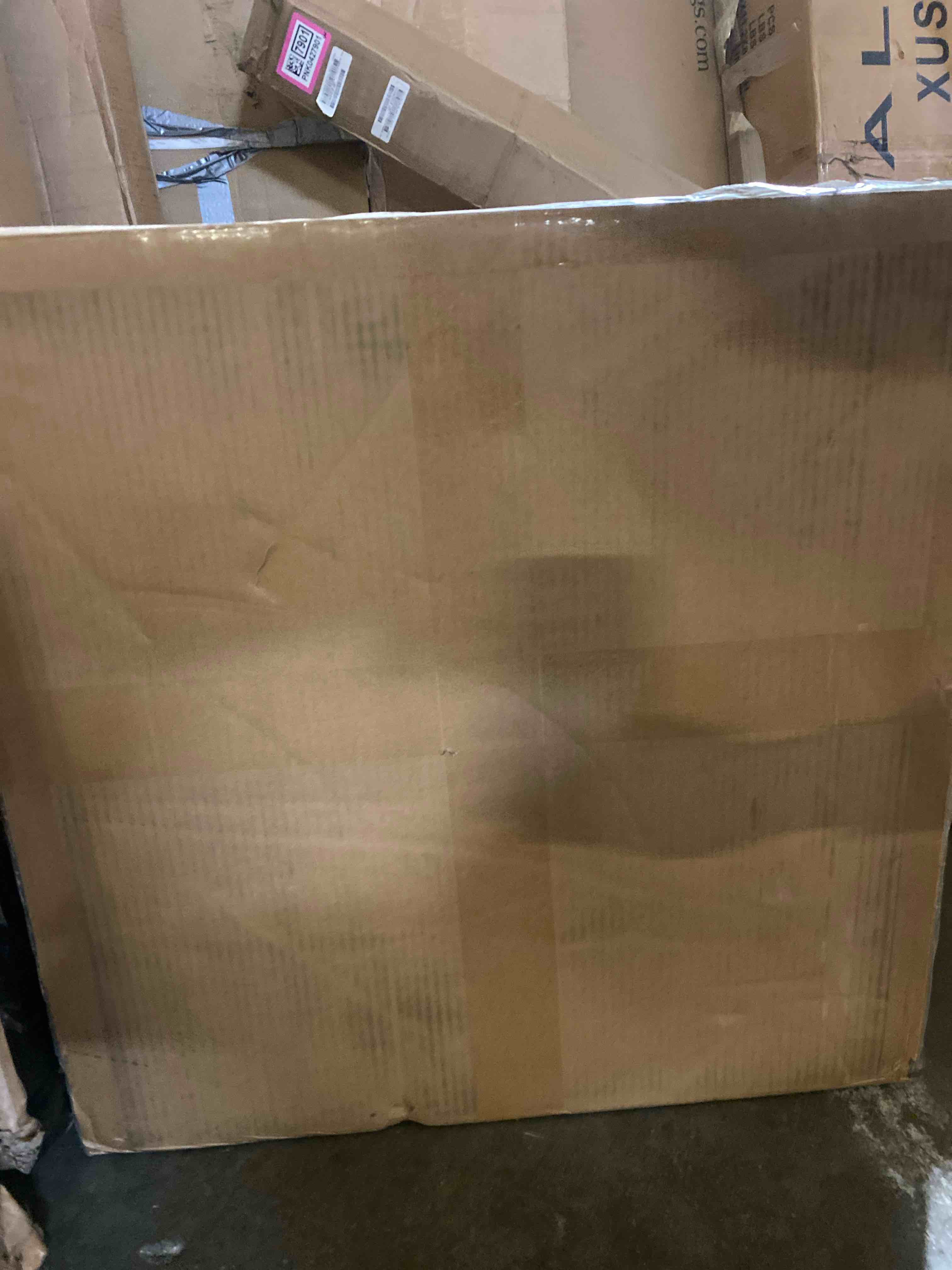 https://s3.amazonaws.com/lotting-images-prod/phillipi/PNK0427918_1729705993972.jpeg