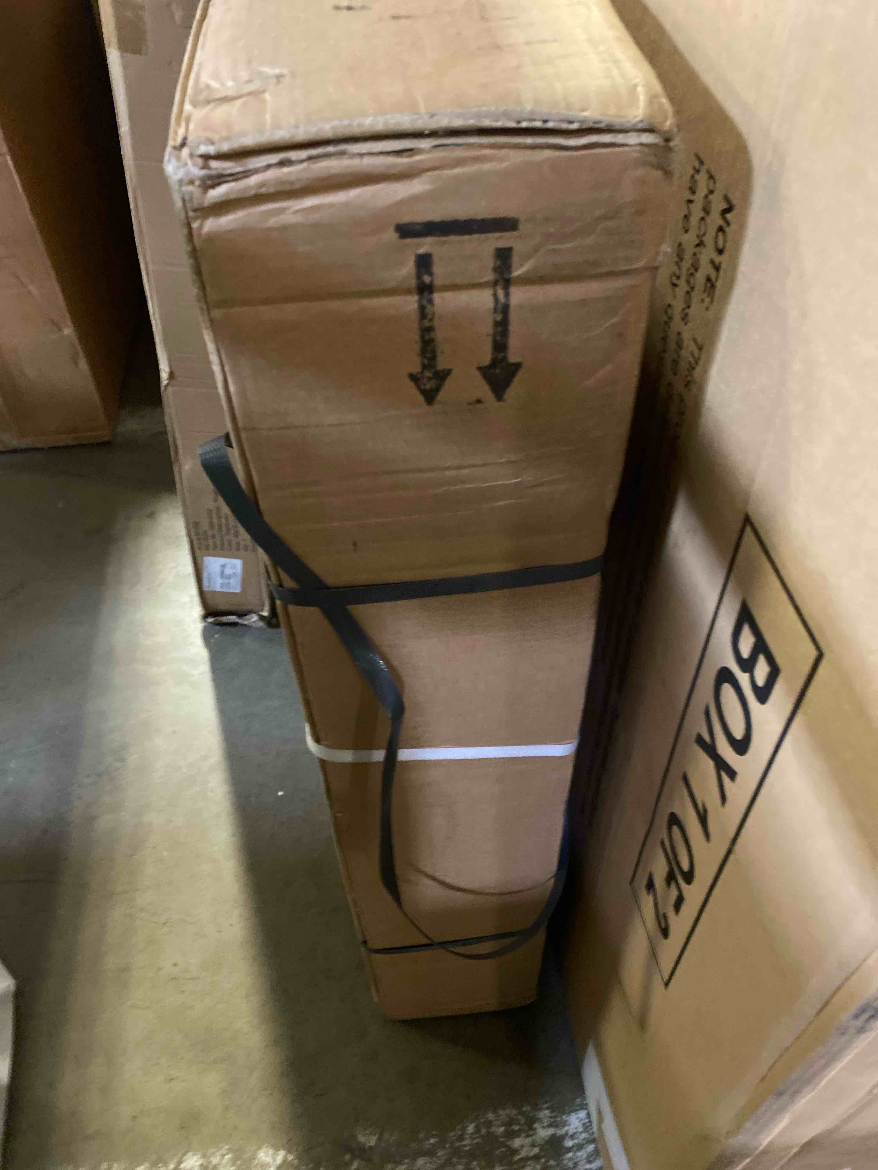 https://s3.amazonaws.com/lotting-images-prod/phillipi/PNK0427974_1729715154576.jpeg