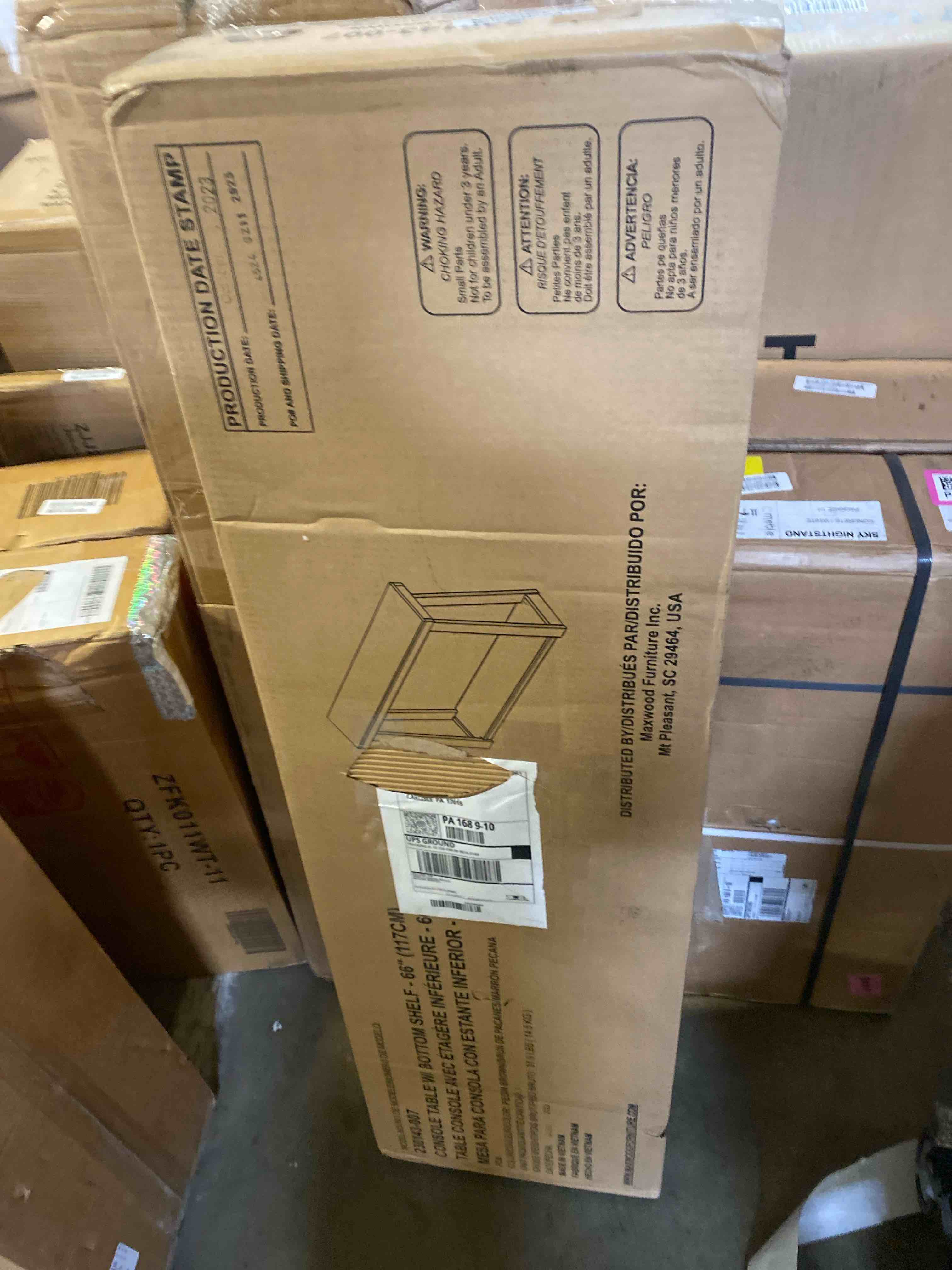 https://s3.amazonaws.com/lotting-images-prod/phillipi/PNK0427976_1729715352492.jpeg