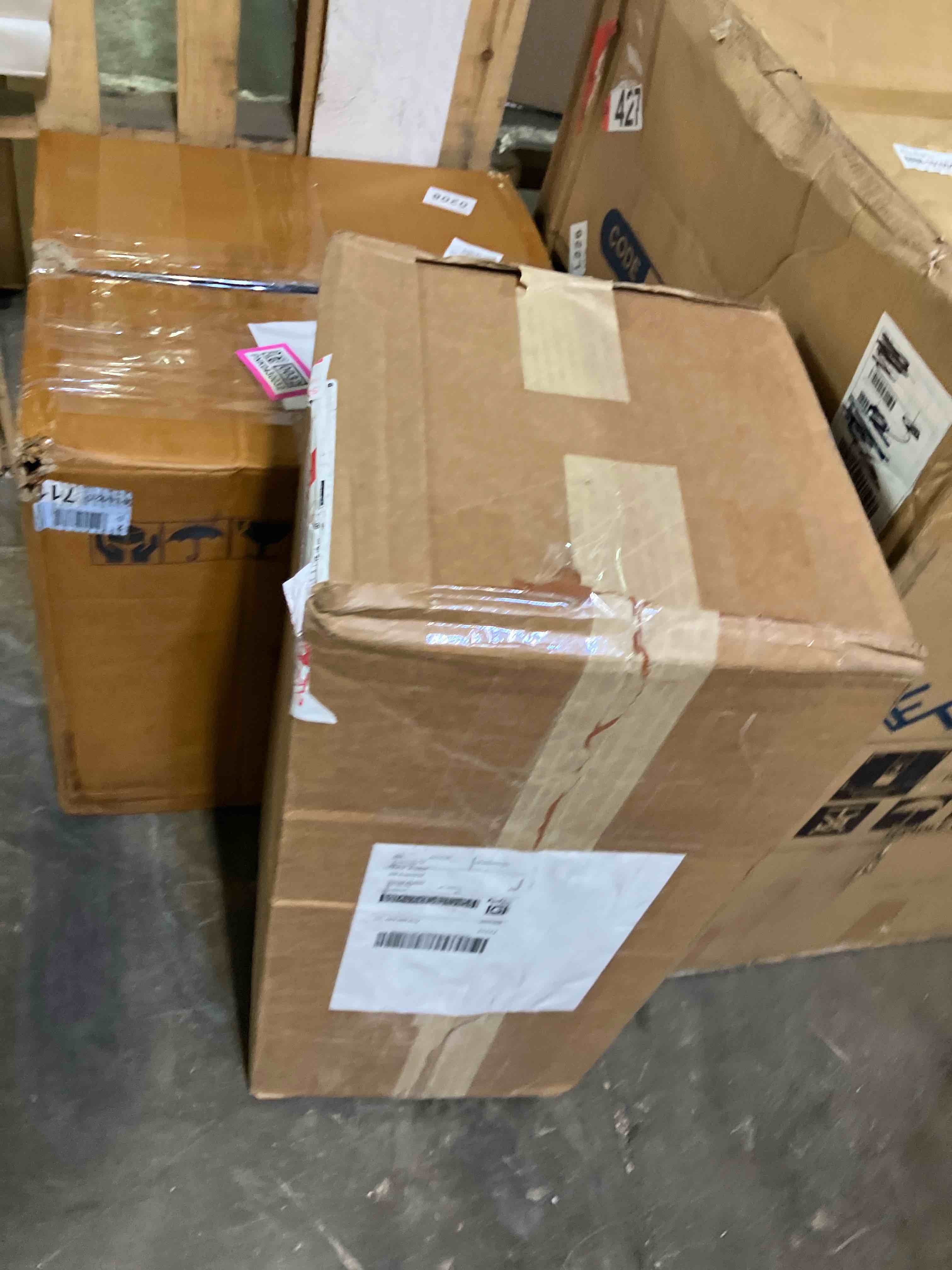 https://s3.amazonaws.com/lotting-images-prod/phillipi/PNK0430031_1757107851969.jpeg