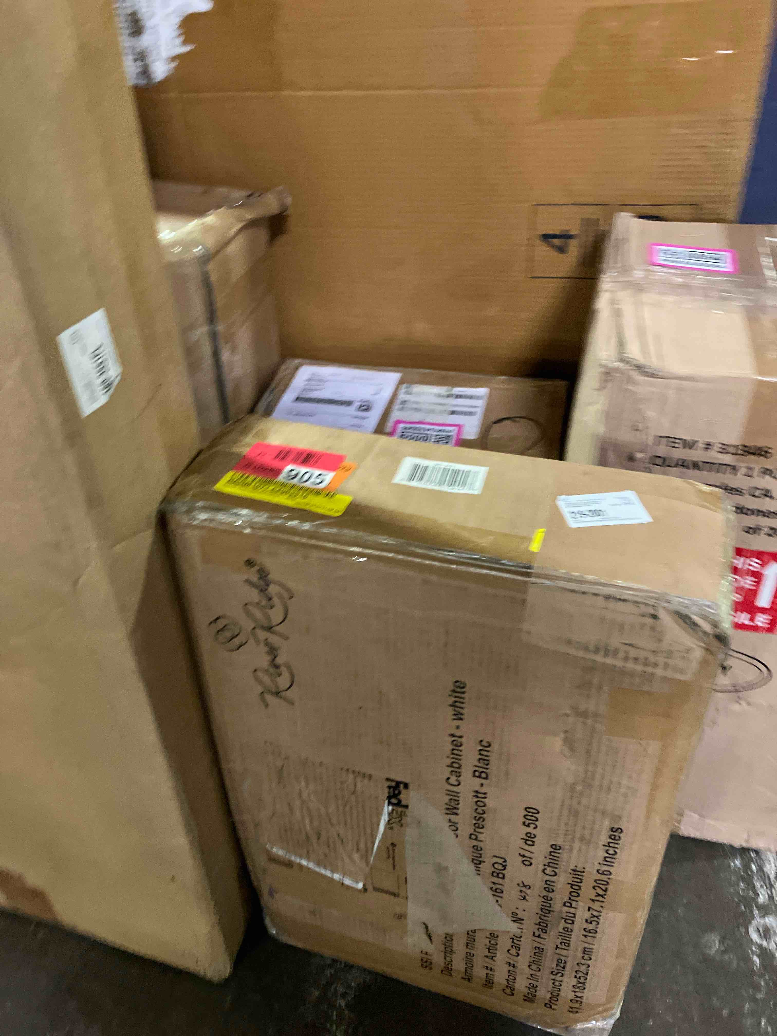 https://s3.amazonaws.com/lotting-images-prod/phillipi/PNK0430052_1757104003845.jpeg