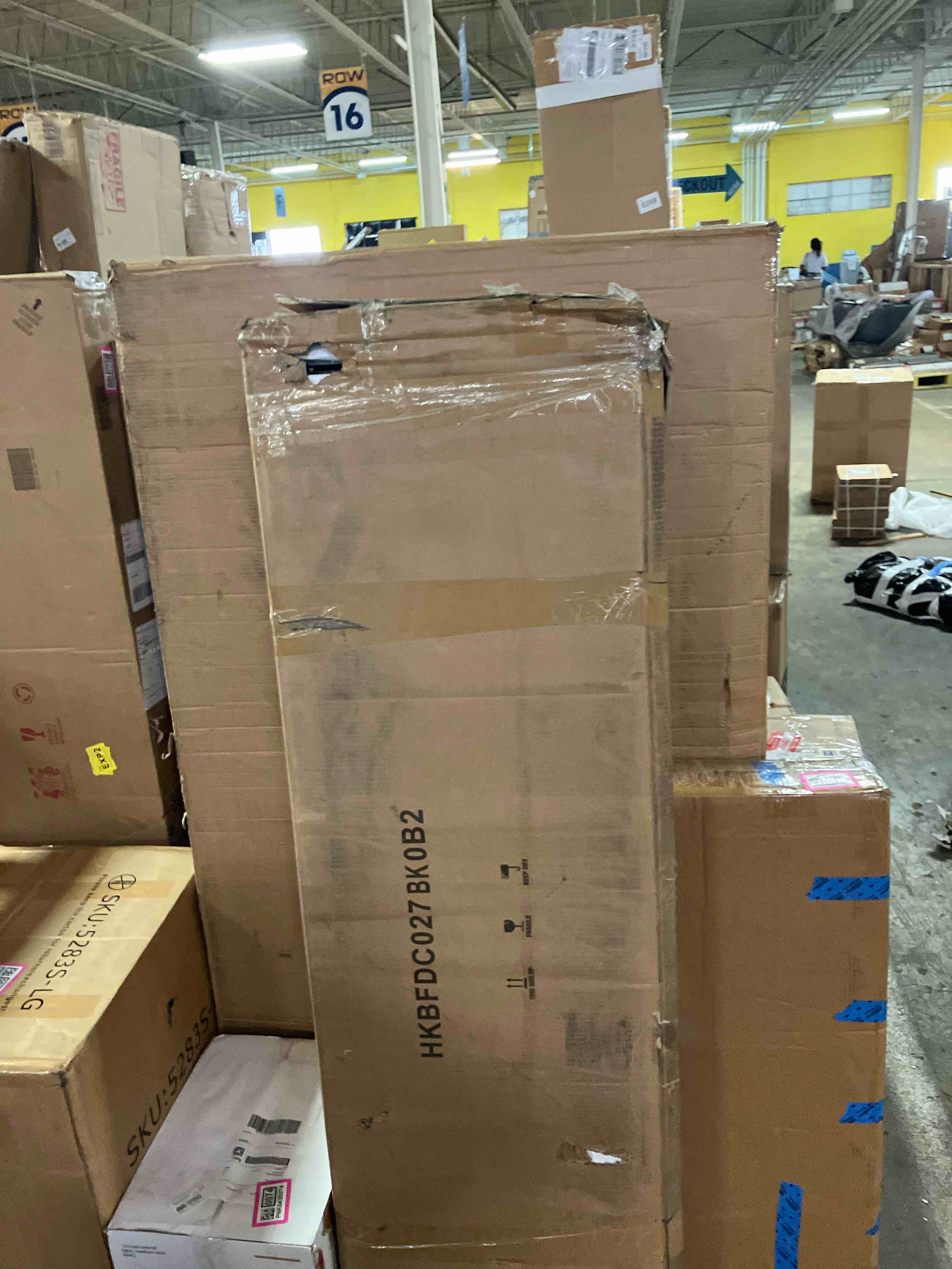 https://s3.amazonaws.com/lotting-images-prod/phillipi/PNK0430072_1757101125792.jpeg