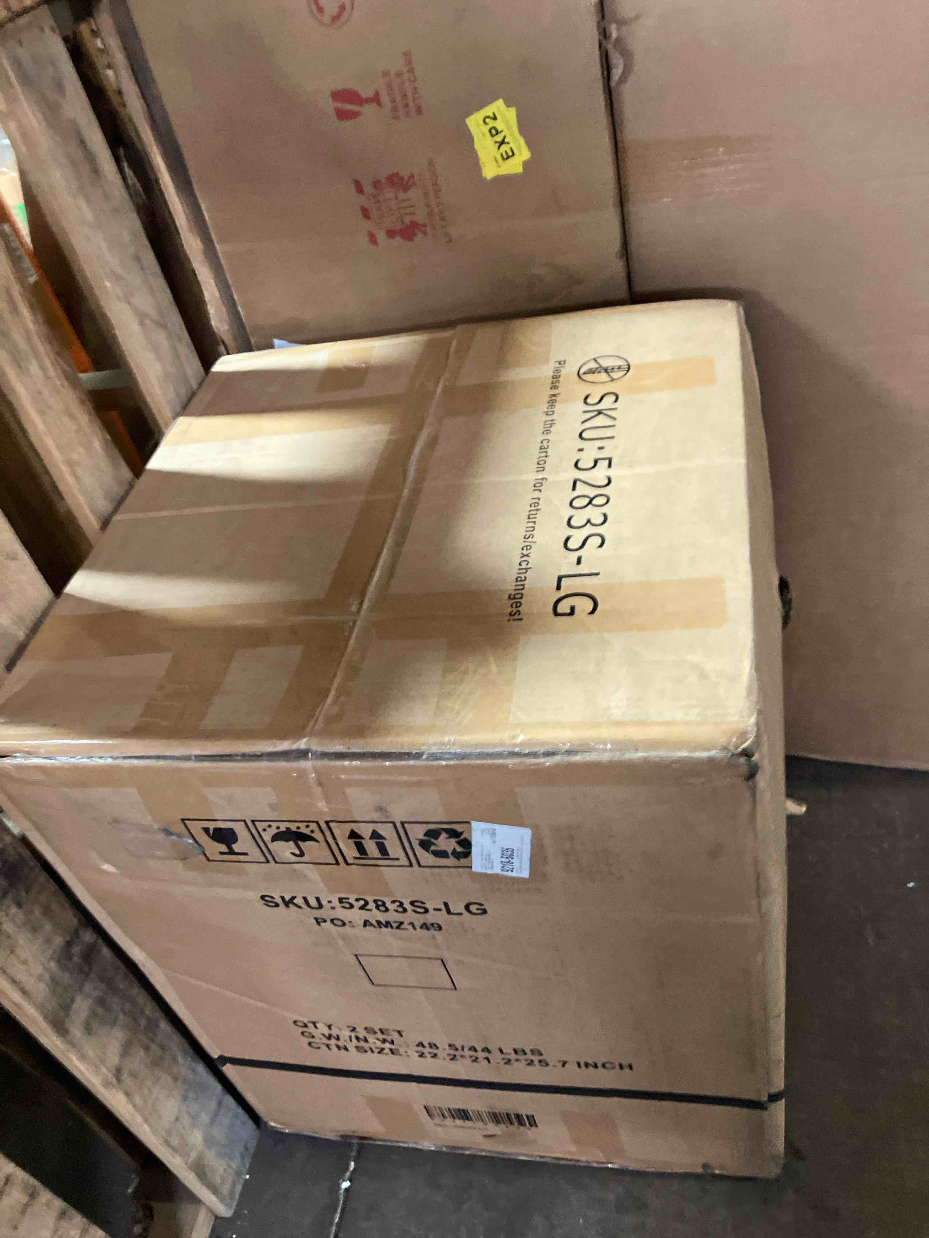 https://s3.amazonaws.com/lotting-images-prod/phillipi/PNK0430076_1757100818344.jpeg
