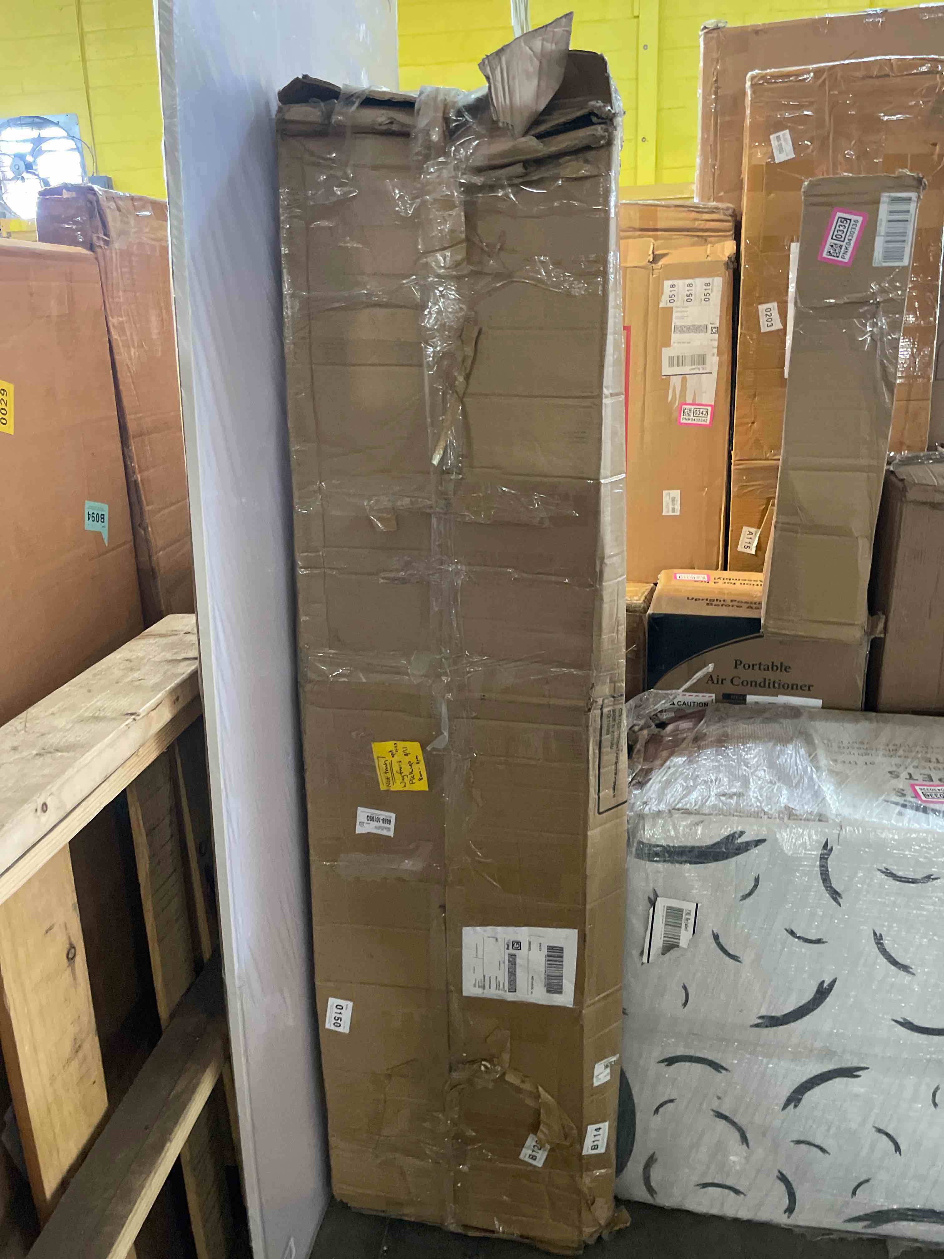 https://s3.amazonaws.com/lotting-images-prod/phillipi/PNK0430332_1756832129238.jpeg