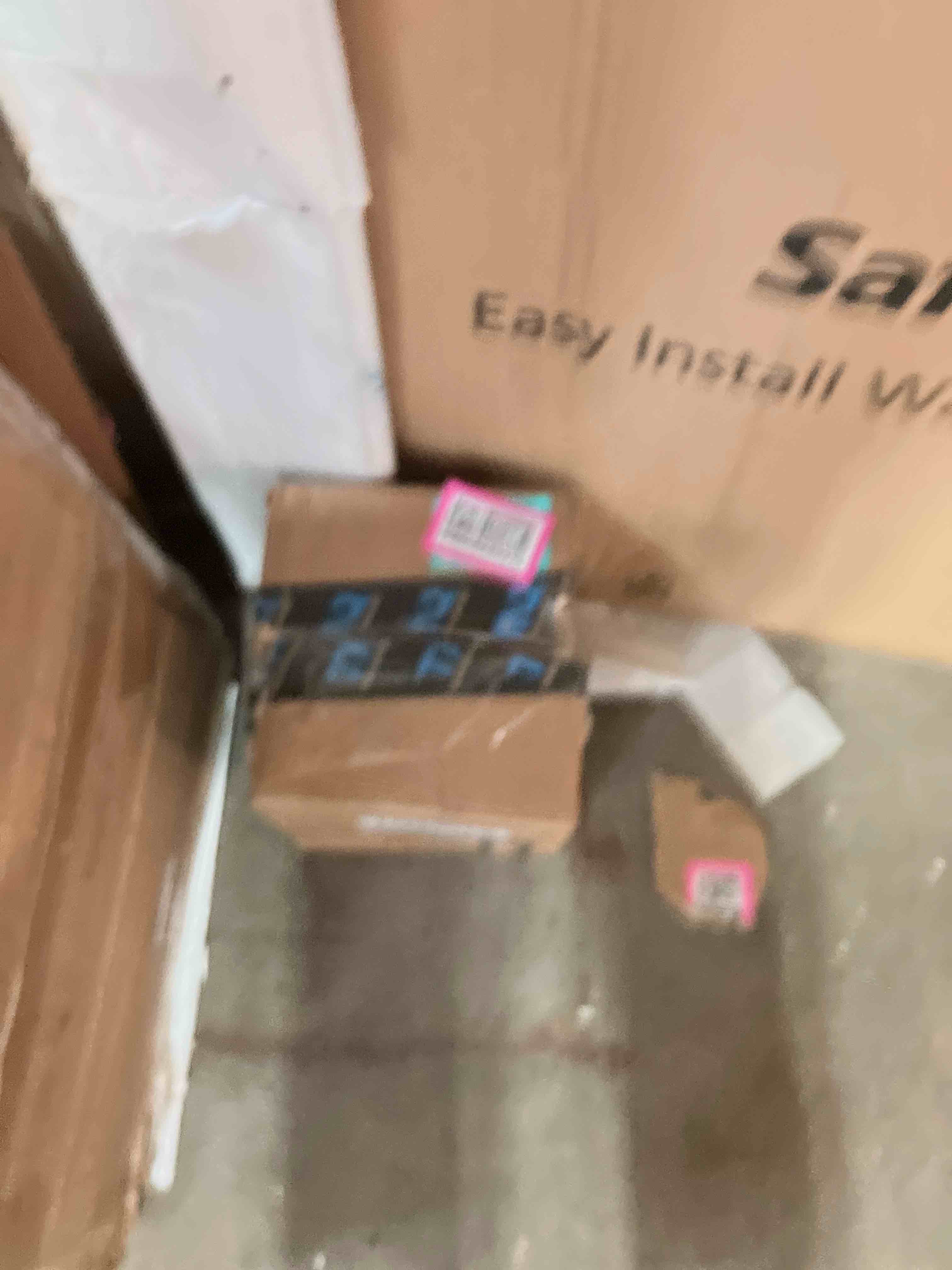 https://s3.amazonaws.com/lotting-images-prod/phillipi/PNK0430373_1756826524450.jpeg