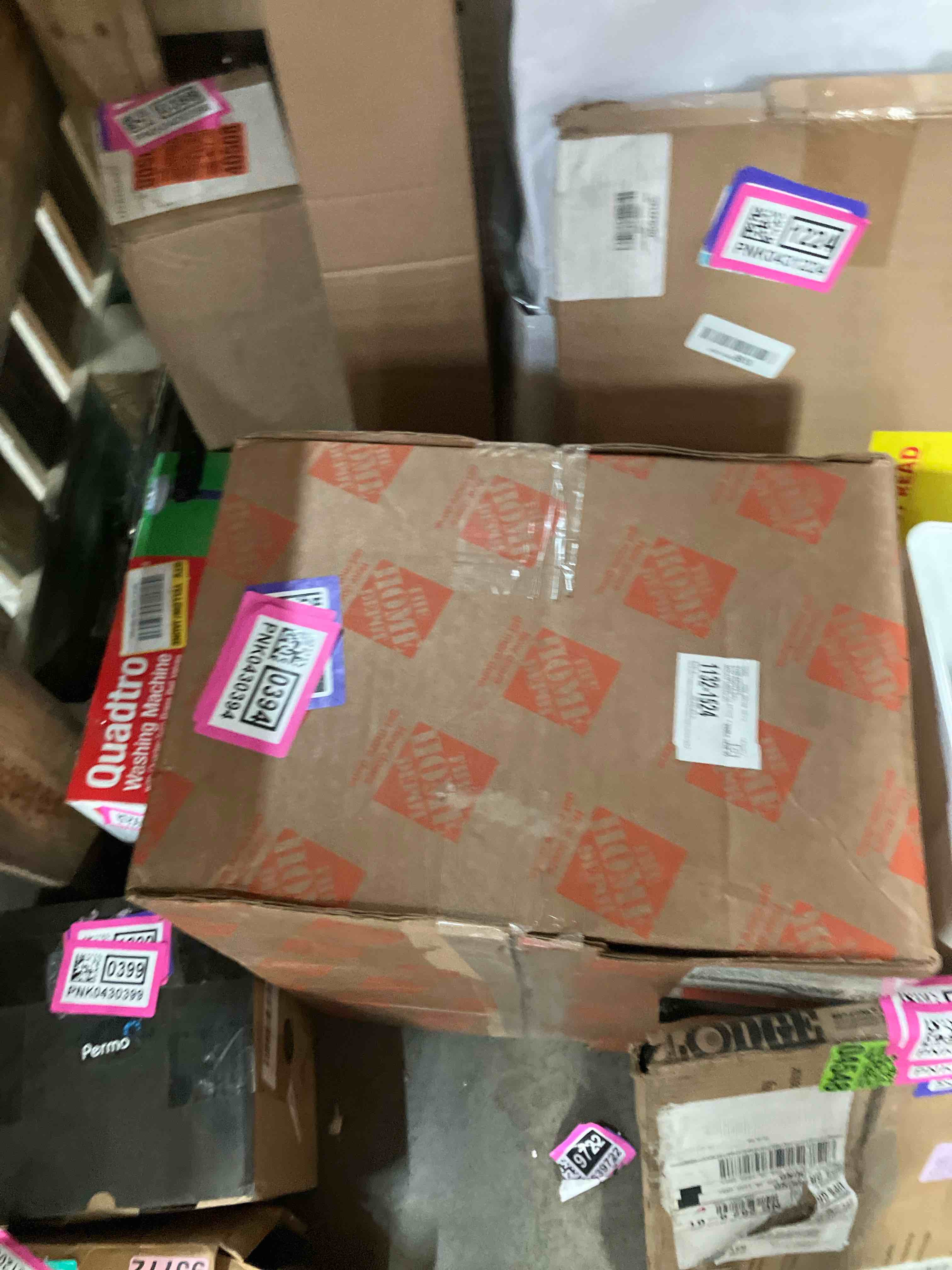 https://s3.amazonaws.com/lotting-images-prod/phillipi/PNK0430393_1756825725611.jpeg
