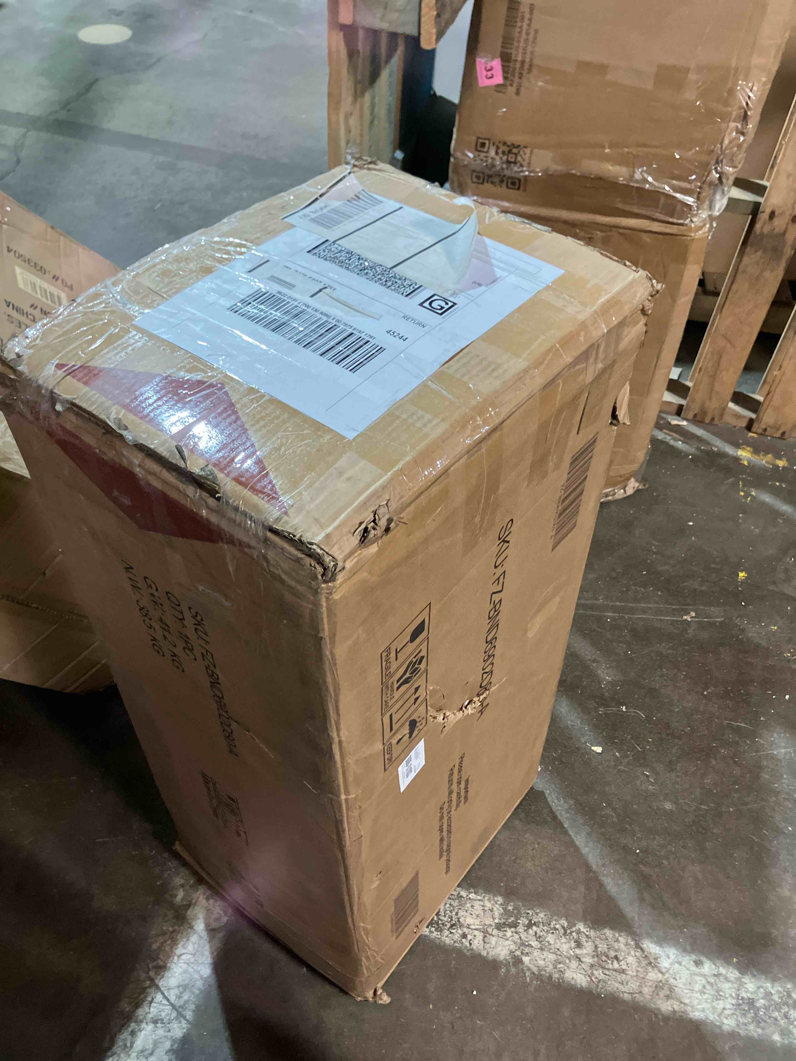 https://s3.amazonaws.com/lotting-images-prod/phillipi/PNK0430672_1756496170336.jpeg