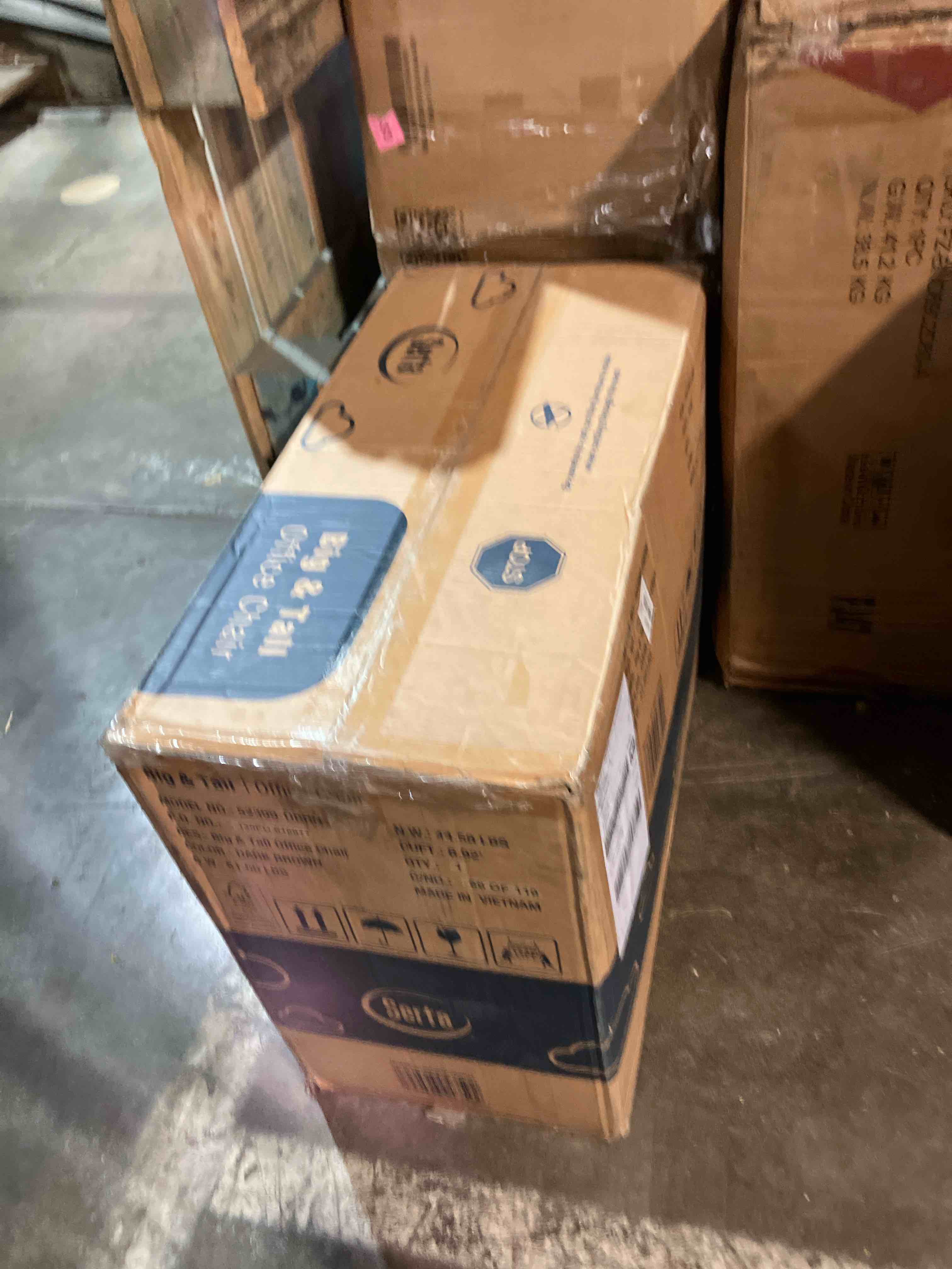 https://s3.amazonaws.com/lotting-images-prod/phillipi/PNK0430674_1756496324082.jpeg