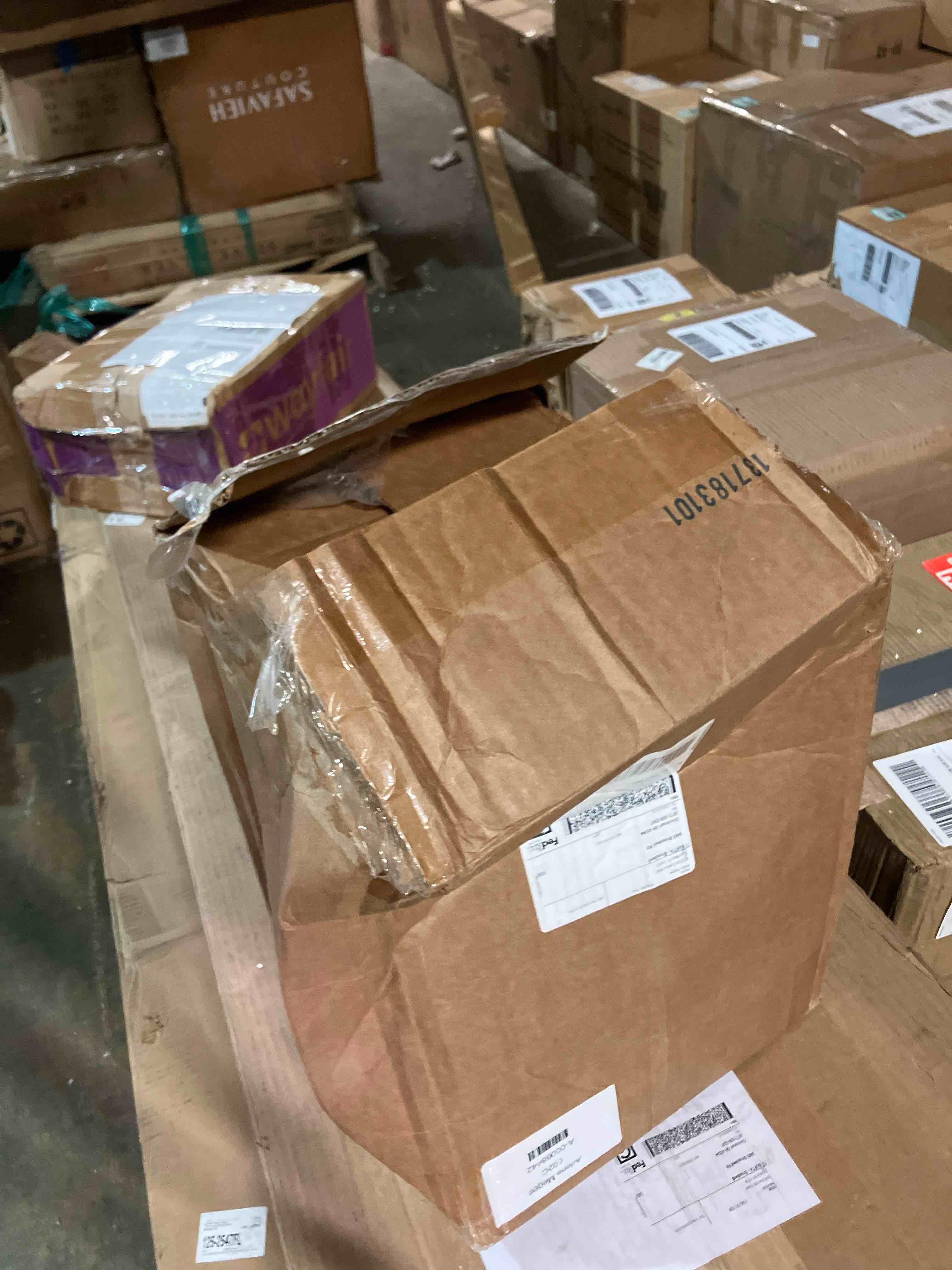 https://s3.amazonaws.com/lotting-images-prod/phillipi/PNK0430715_1756502119905.jpeg