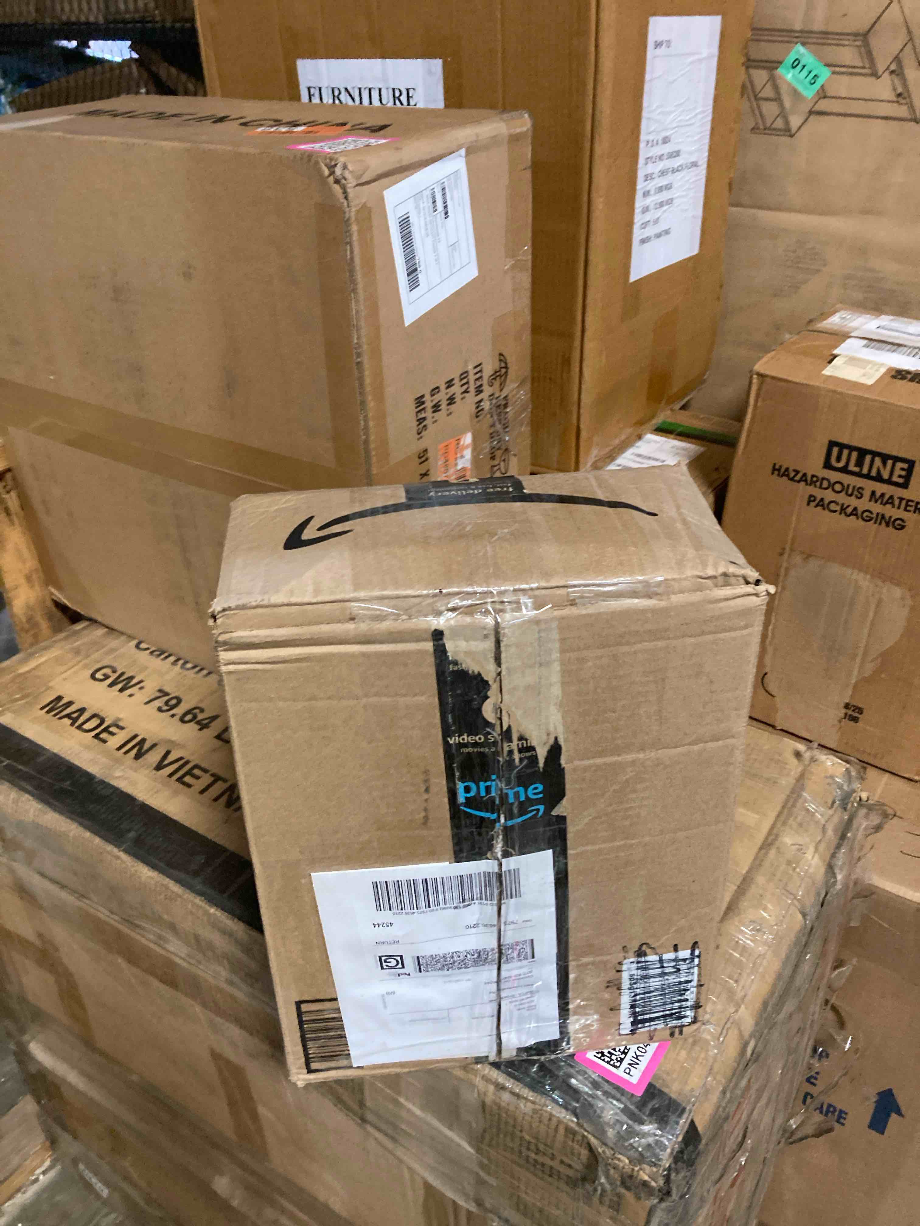 https://s3.amazonaws.com/lotting-images-prod/phillipi/PNK0430803_1756477207149.jpeg