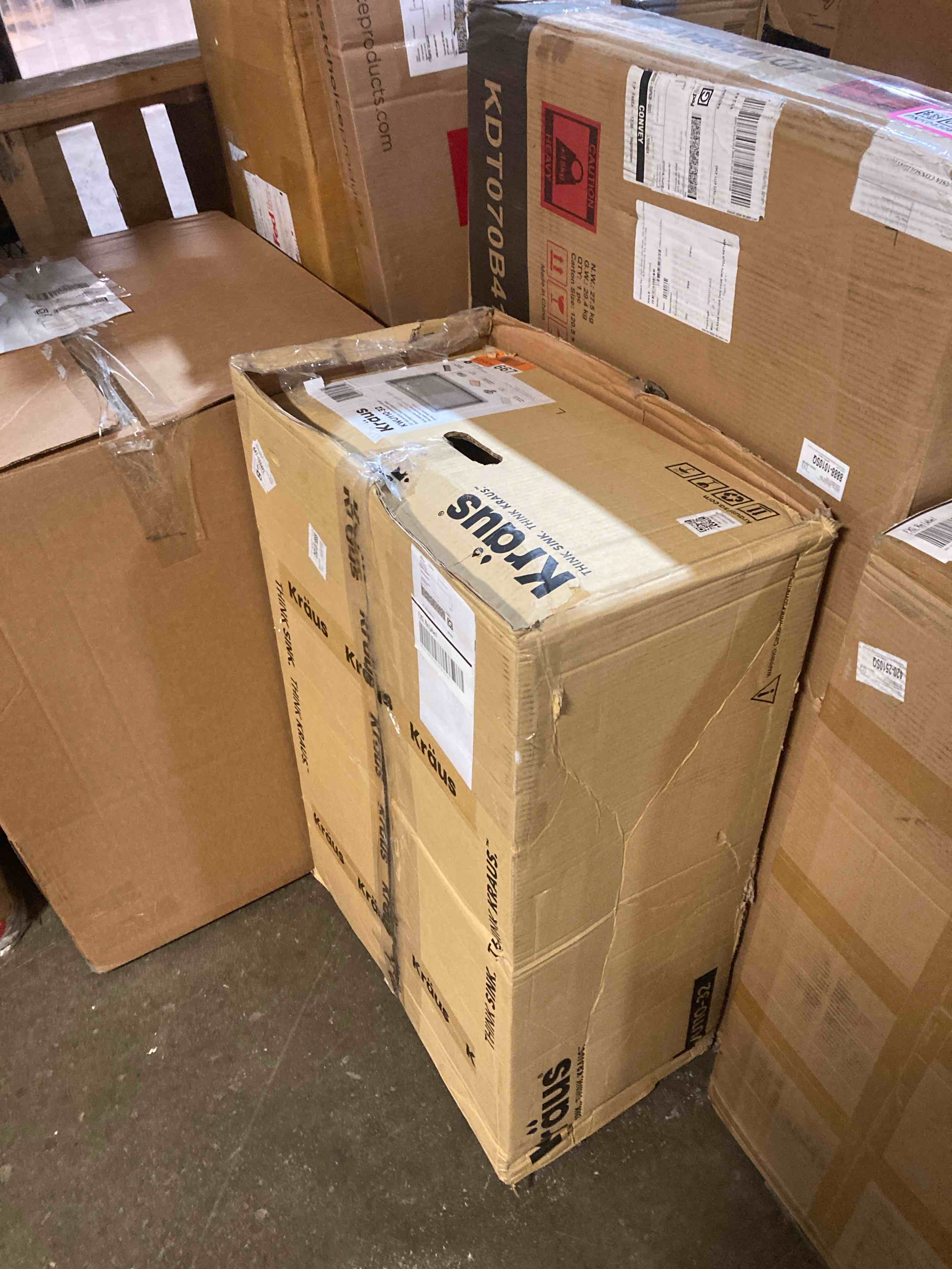 https://s3.amazonaws.com/lotting-images-prod/phillipi/PNK0430817_1756407416941.jpeg