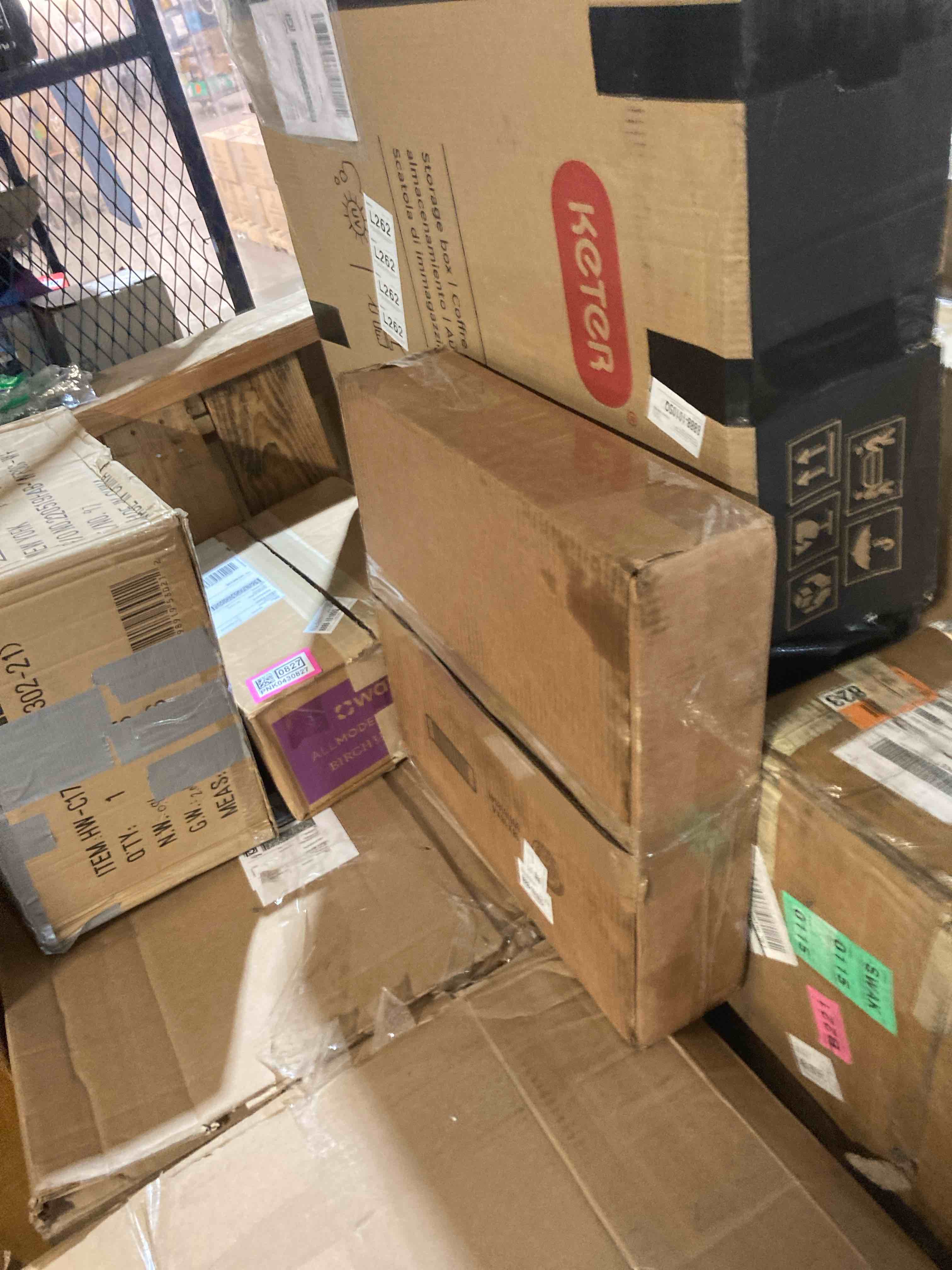 https://s3.amazonaws.com/lotting-images-prod/phillipi/PNK0430822_1756406175482.jpeg
