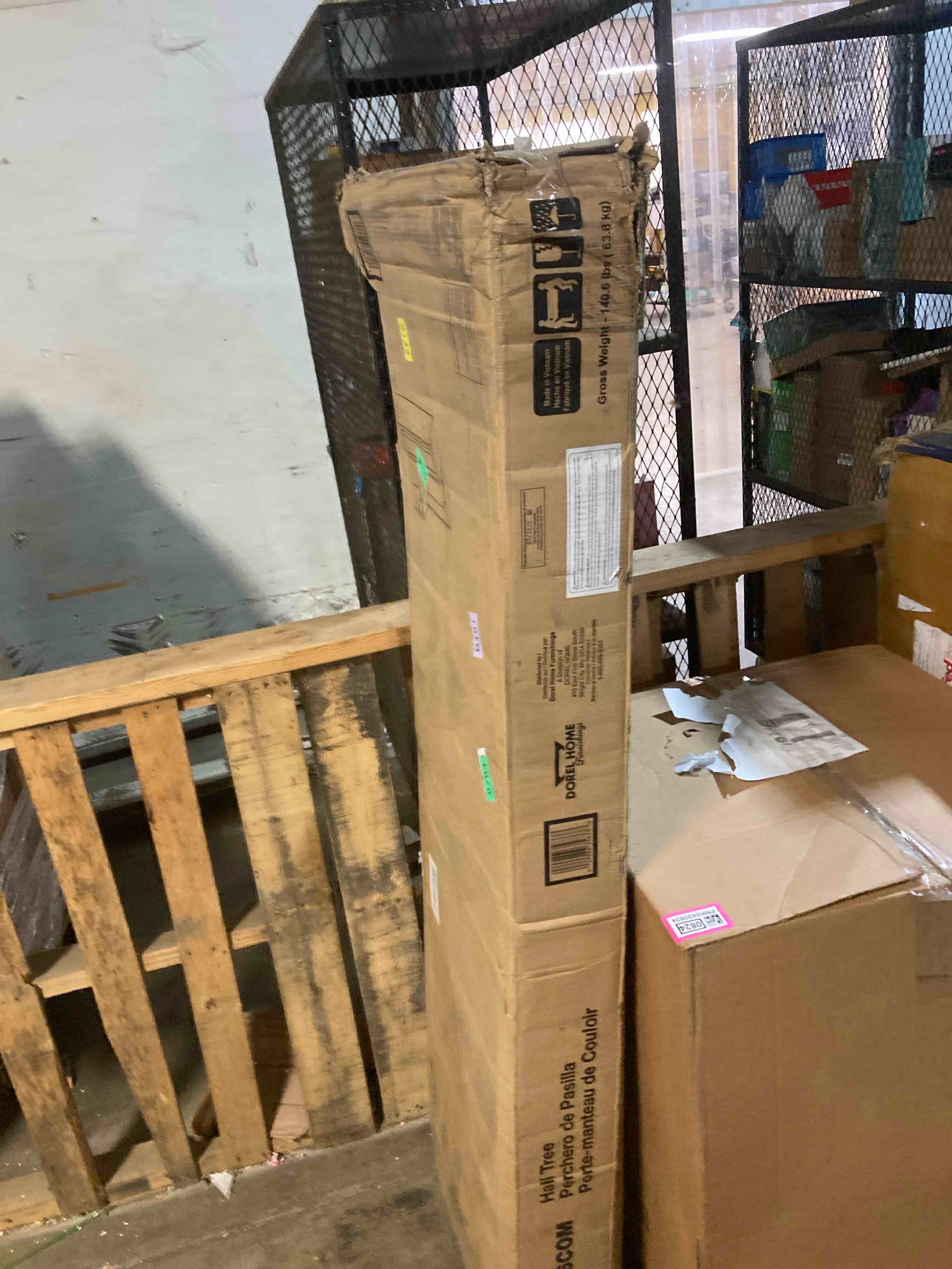 https://s3.amazonaws.com/lotting-images-prod/phillipi/PNK0430823_1756406060241.jpeg