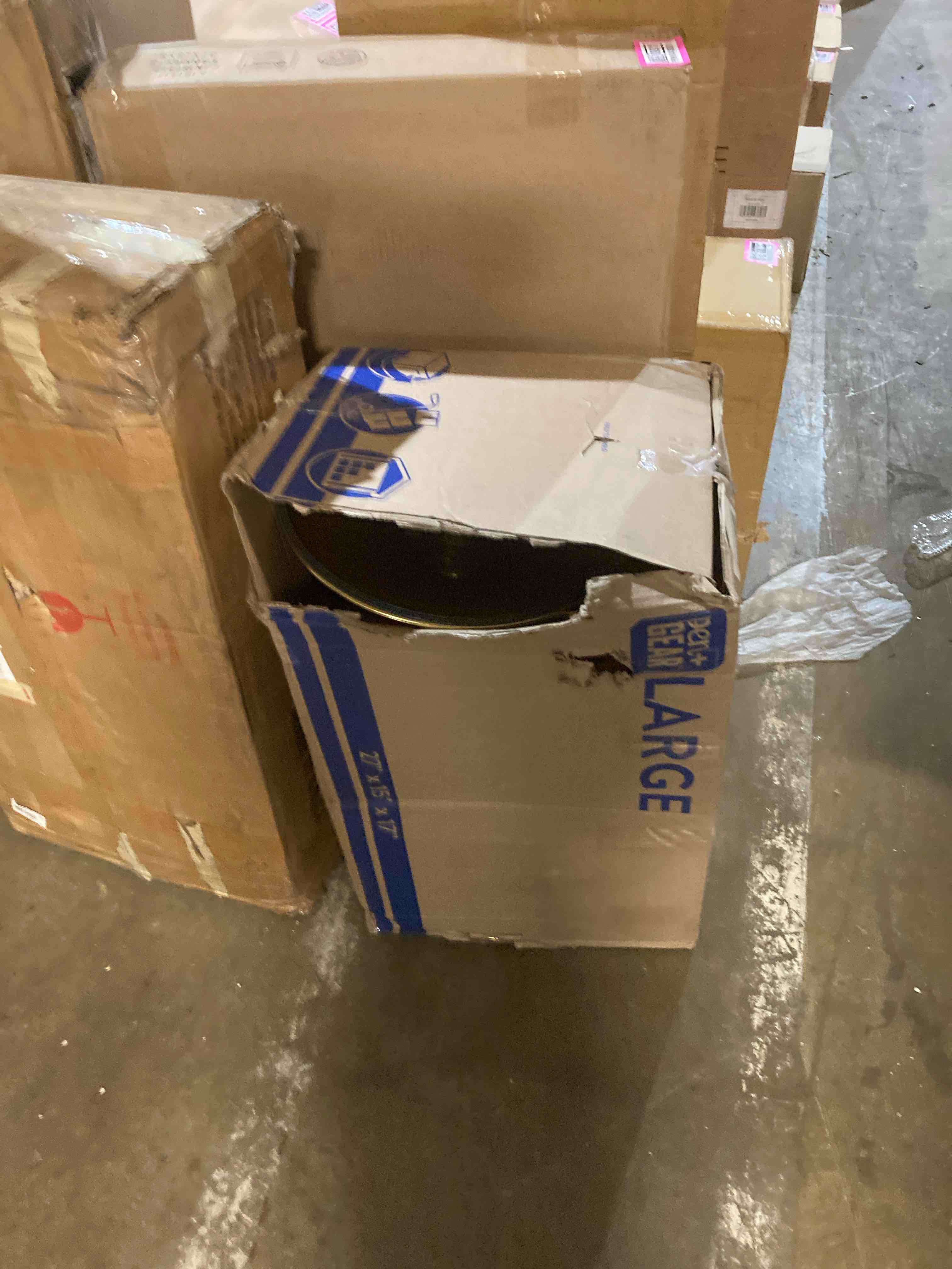 https://s3.amazonaws.com/lotting-images-prod/phillipi/PNK0430830_1756404438578.jpeg