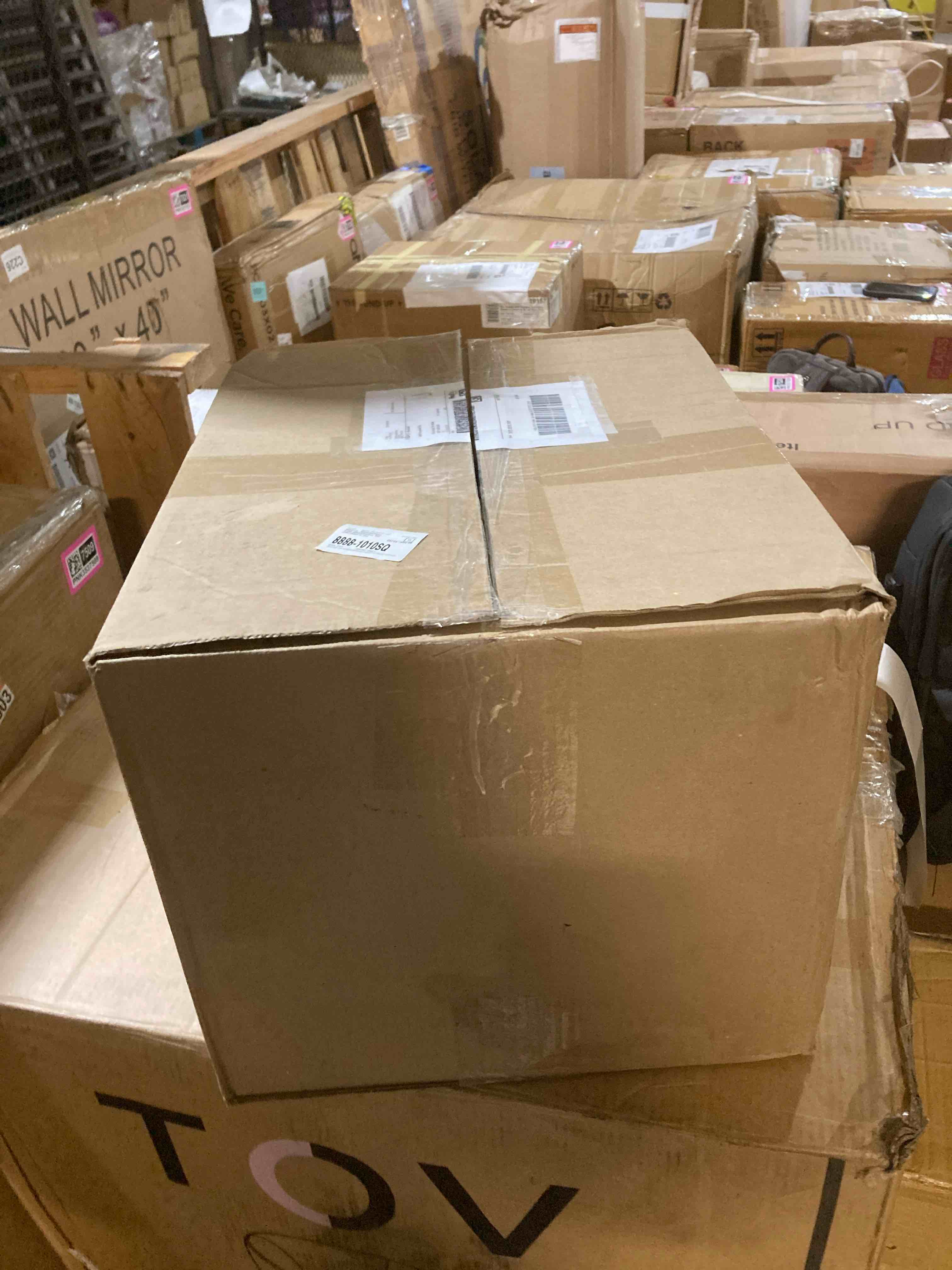 https://s3.amazonaws.com/lotting-images-prod/phillipi/PNK0430835_1756403306574.jpeg