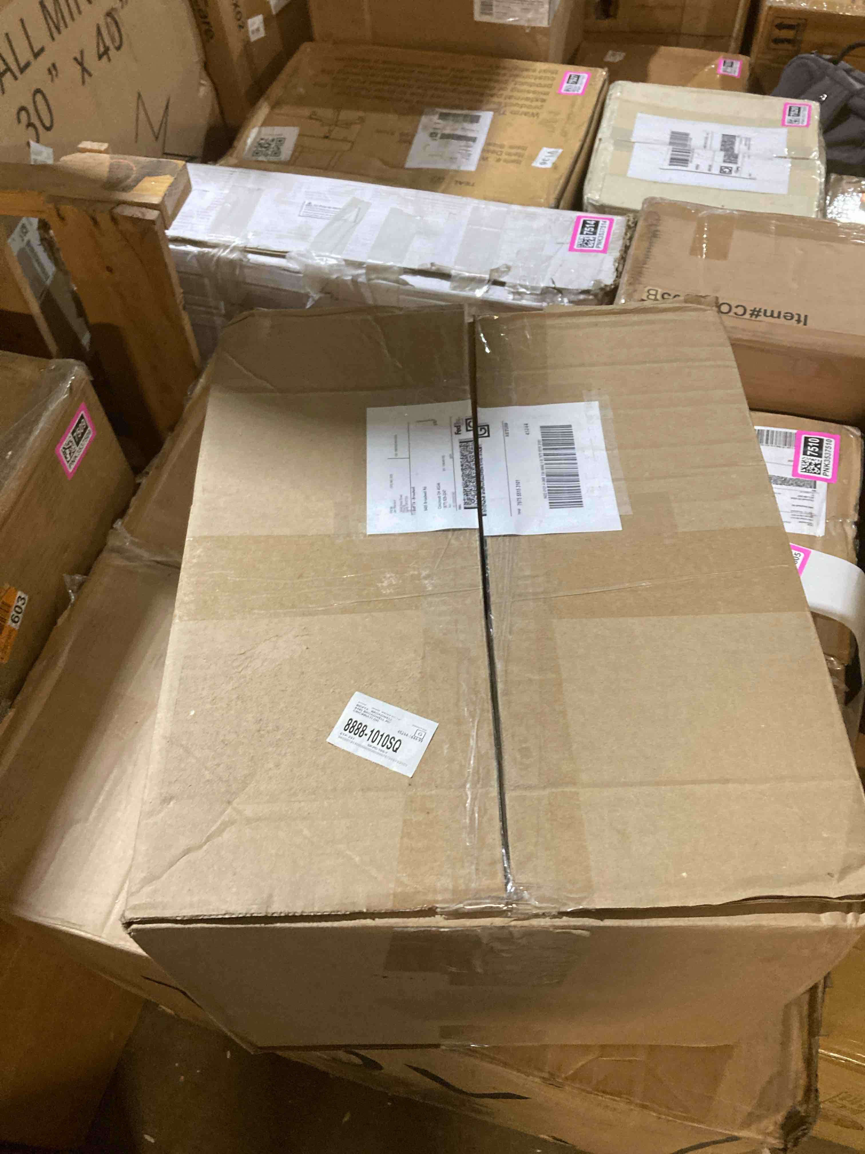 https://s3.amazonaws.com/lotting-images-prod/phillipi/PNK0430835_1756403309214.jpeg