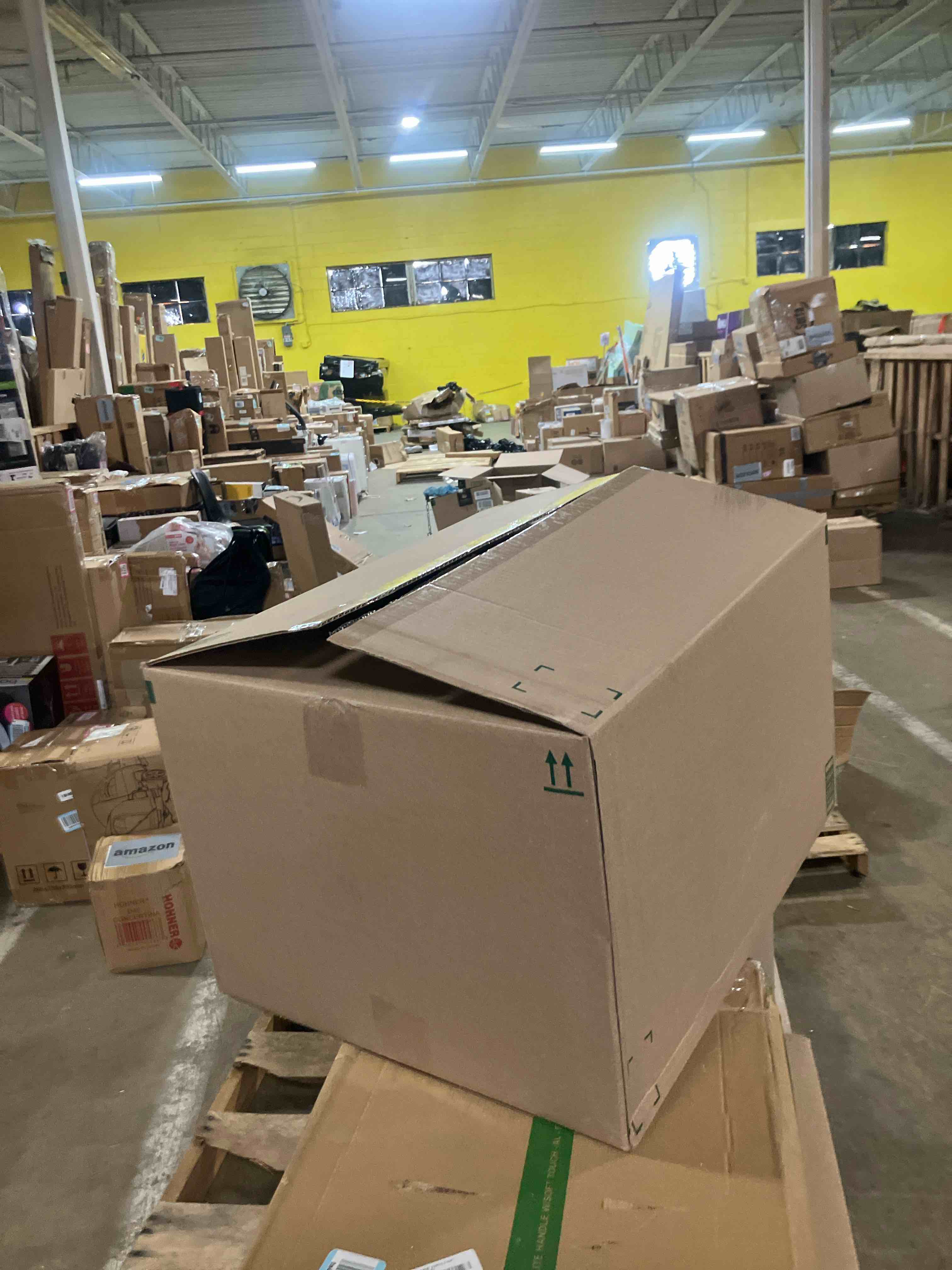https://s3.amazonaws.com/lotting-images-prod/phillipi/PNK0430903_1755635364016.jpeg