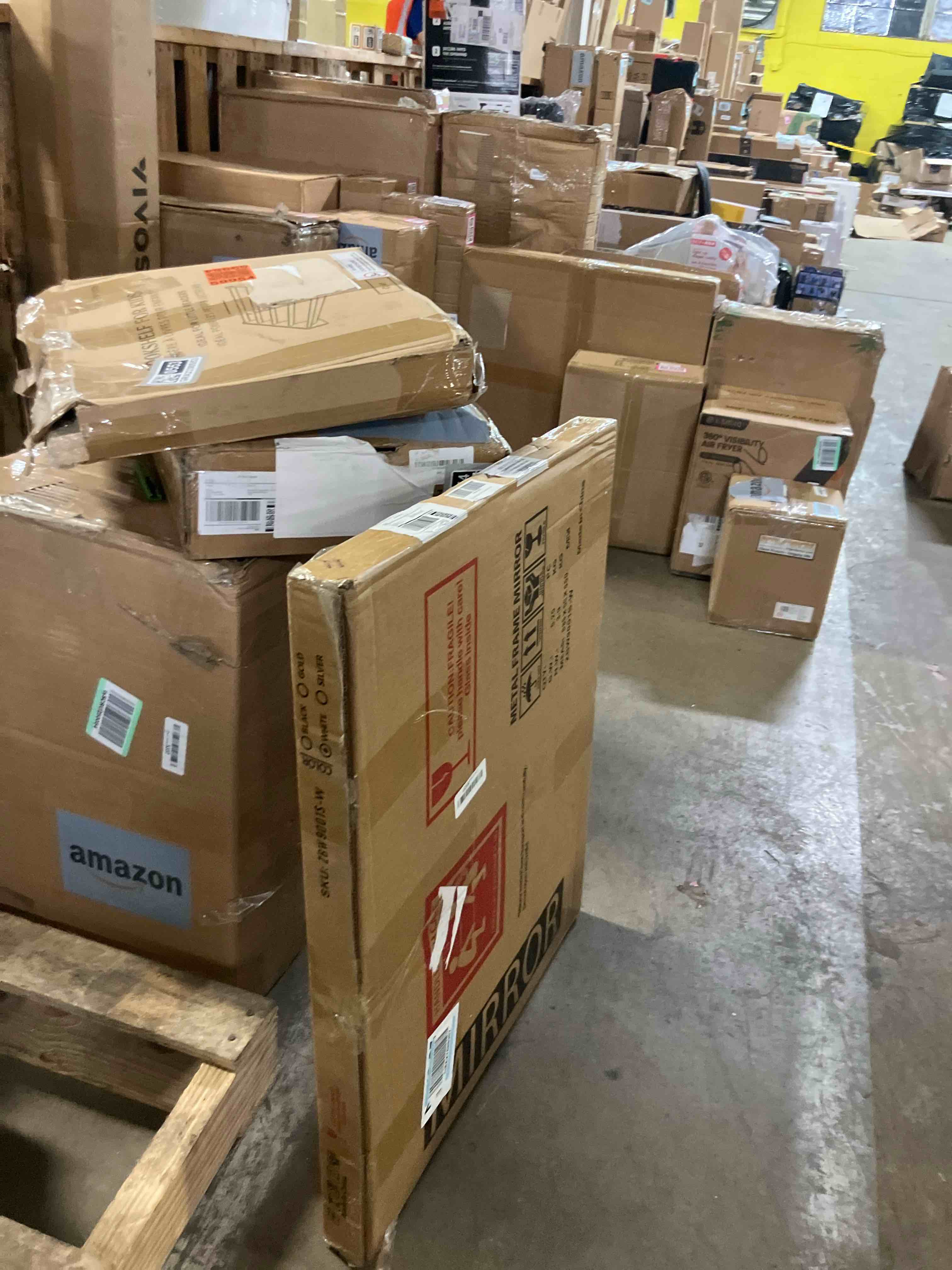https://s3.amazonaws.com/lotting-images-prod/phillipi/PNK0430935_1755625327997.jpeg