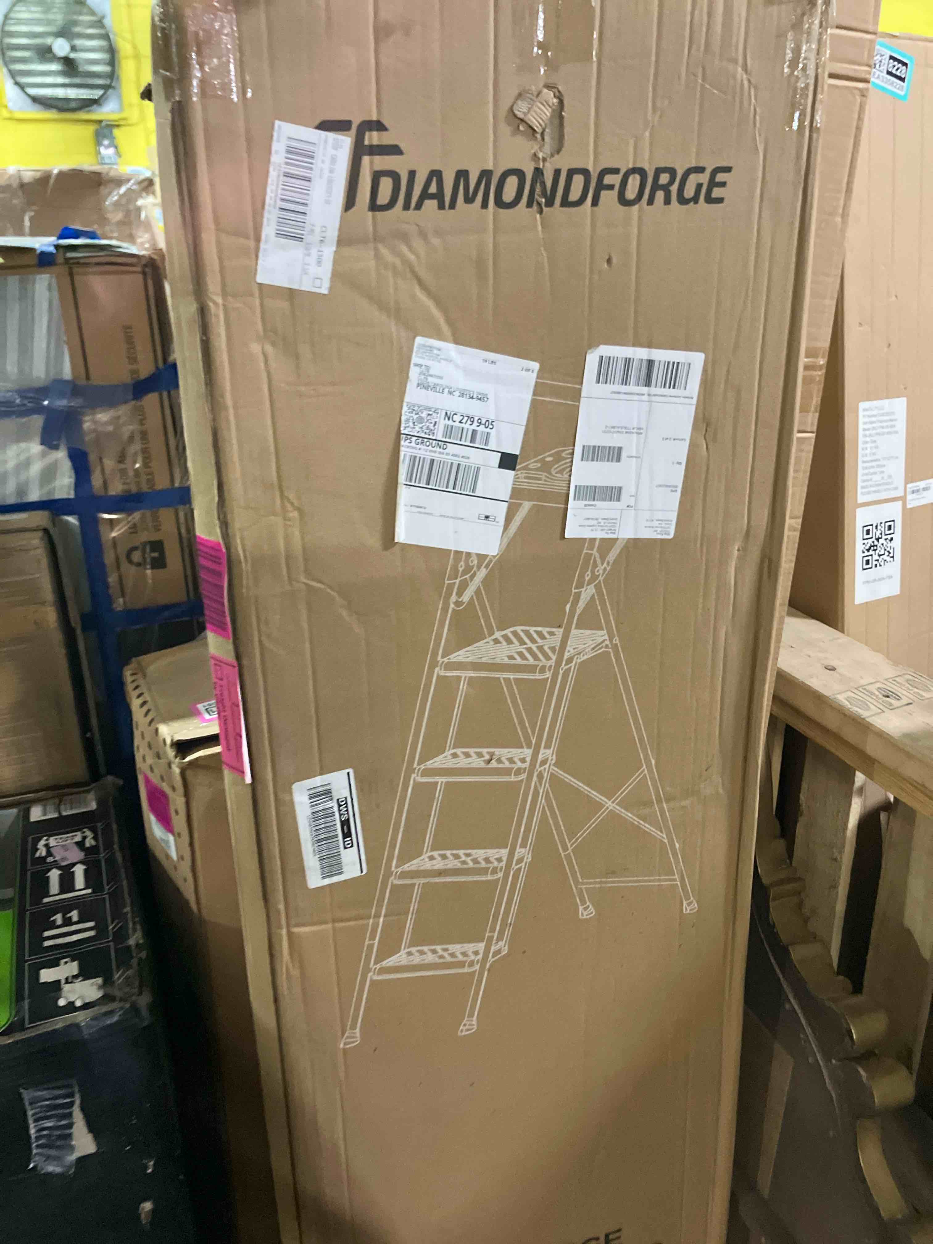 https://s3.amazonaws.com/lotting-images-prod/phillipi/PNK0431055_1755616901386.jpeg