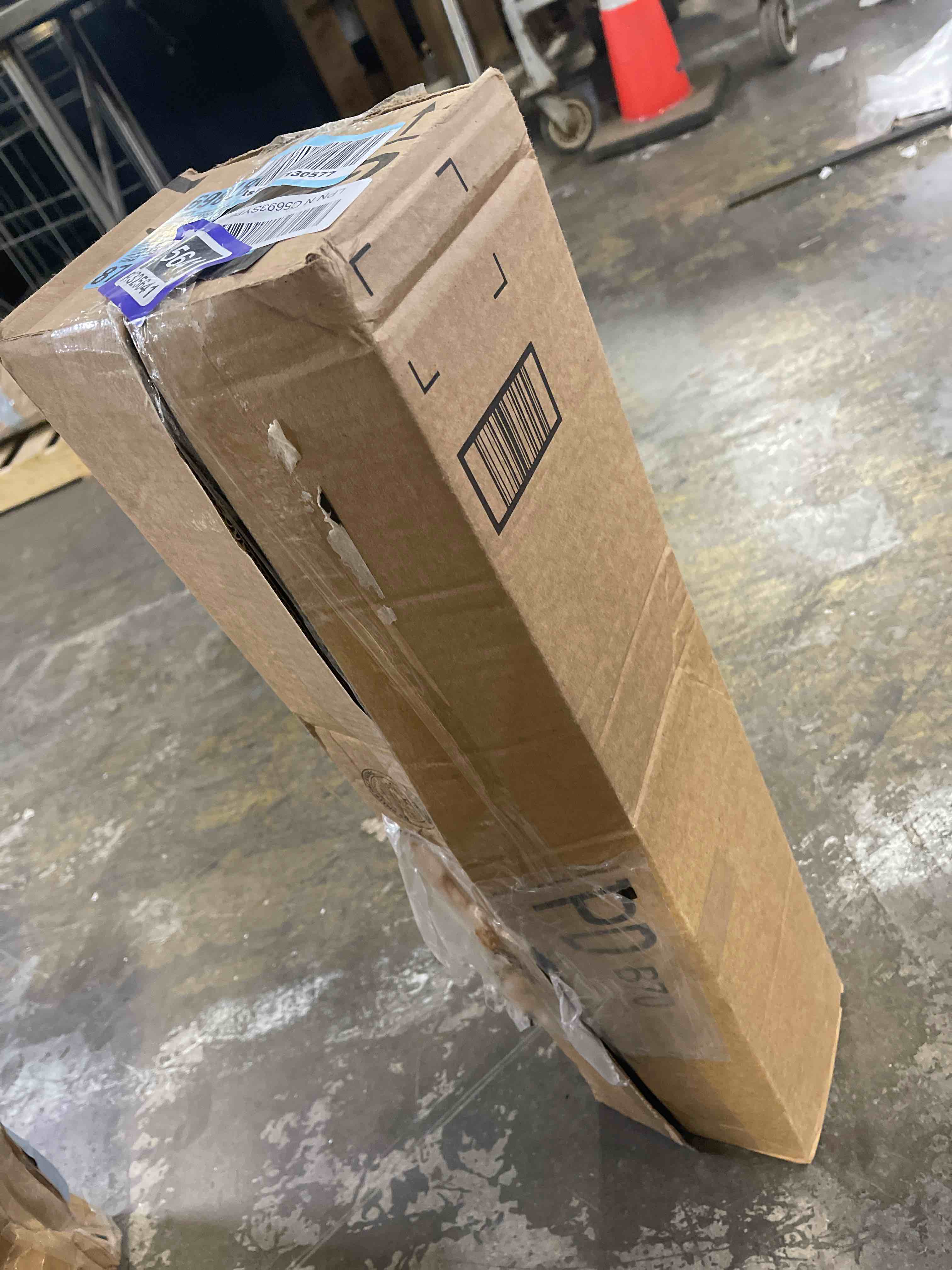 https://s3.amazonaws.com/lotting-images-prod/phillipi/PNK0431098_1755607977339.jpeg