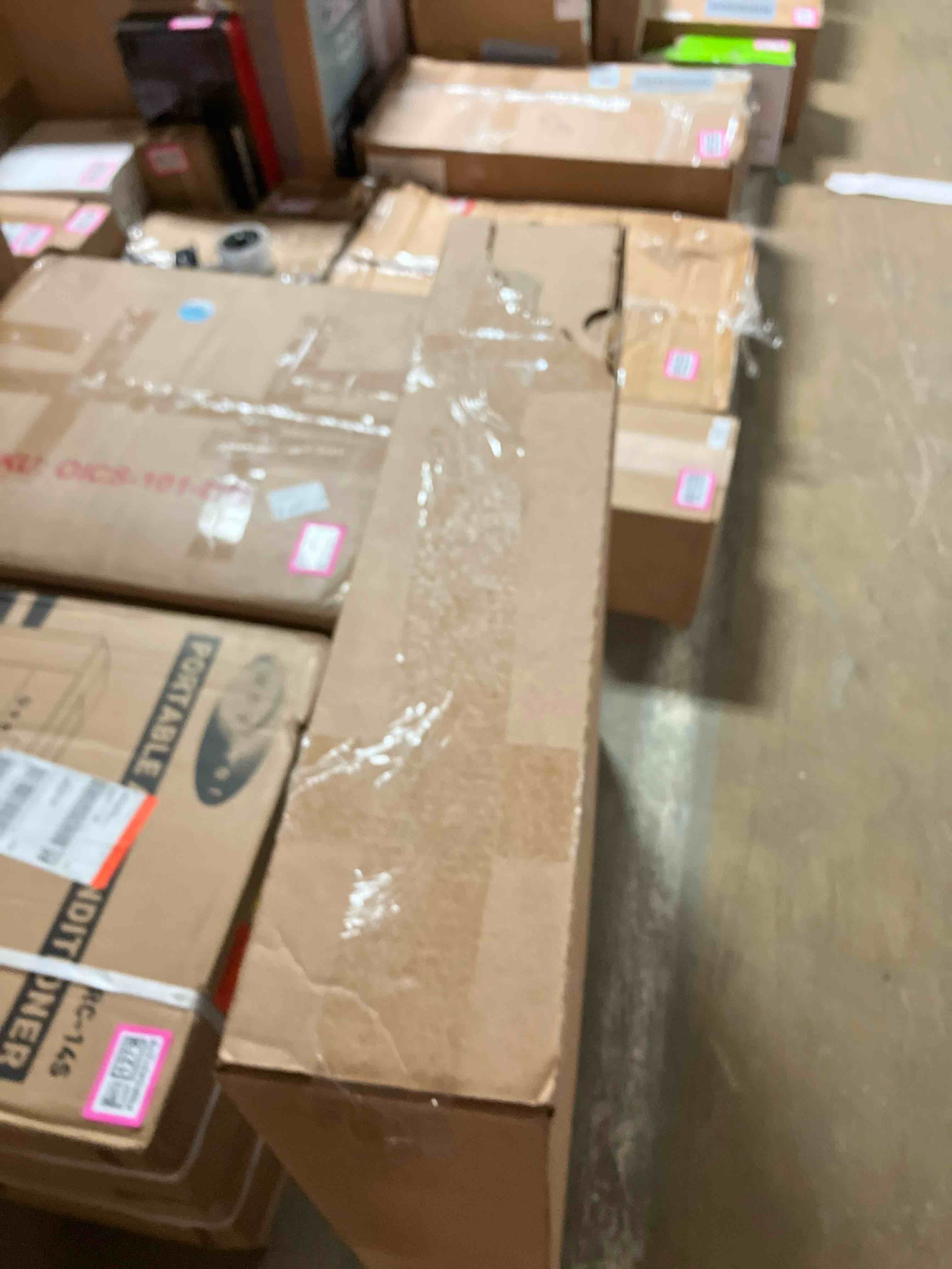 https://s3.amazonaws.com/lotting-images-prod/phillipi/PNK0431281_1755533944363.jpeg