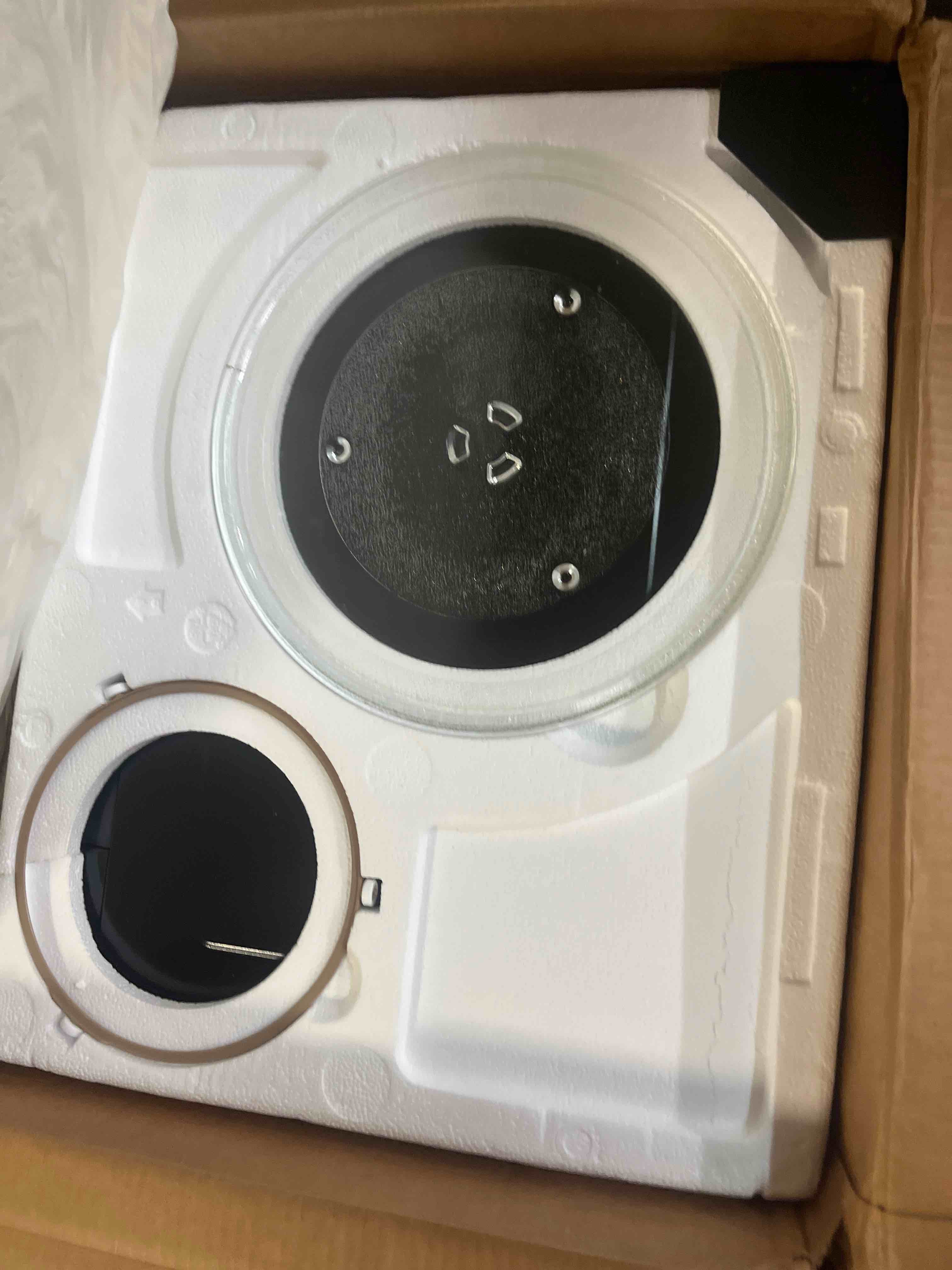 https://s3.amazonaws.com/lotting-images-prod/phillipi/PNK0431330_1755290313139.jpeg