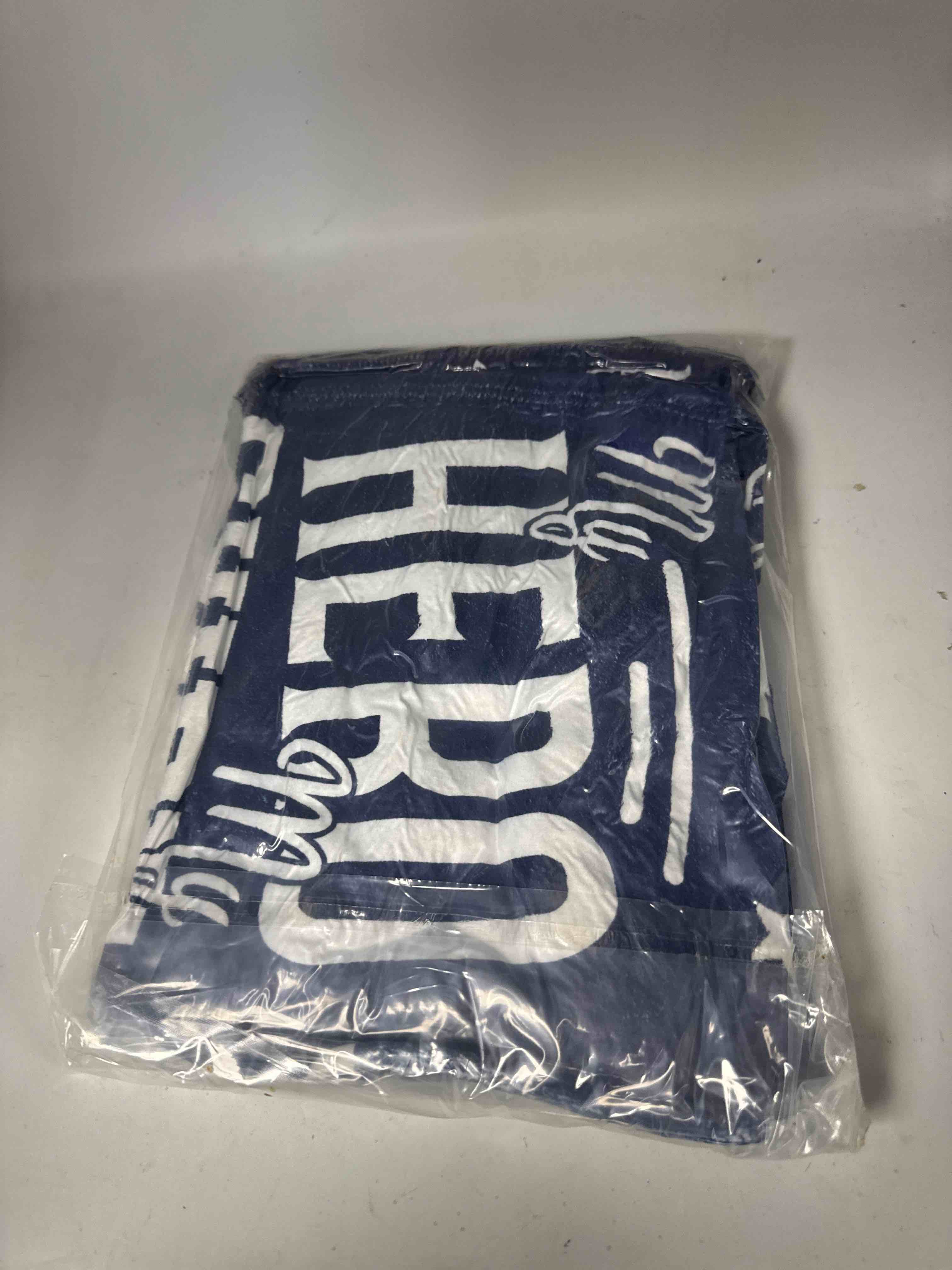 https://s3.amazonaws.com/lotting-images-prod/phillipi/PNK0431870_1730753580526.jpeg