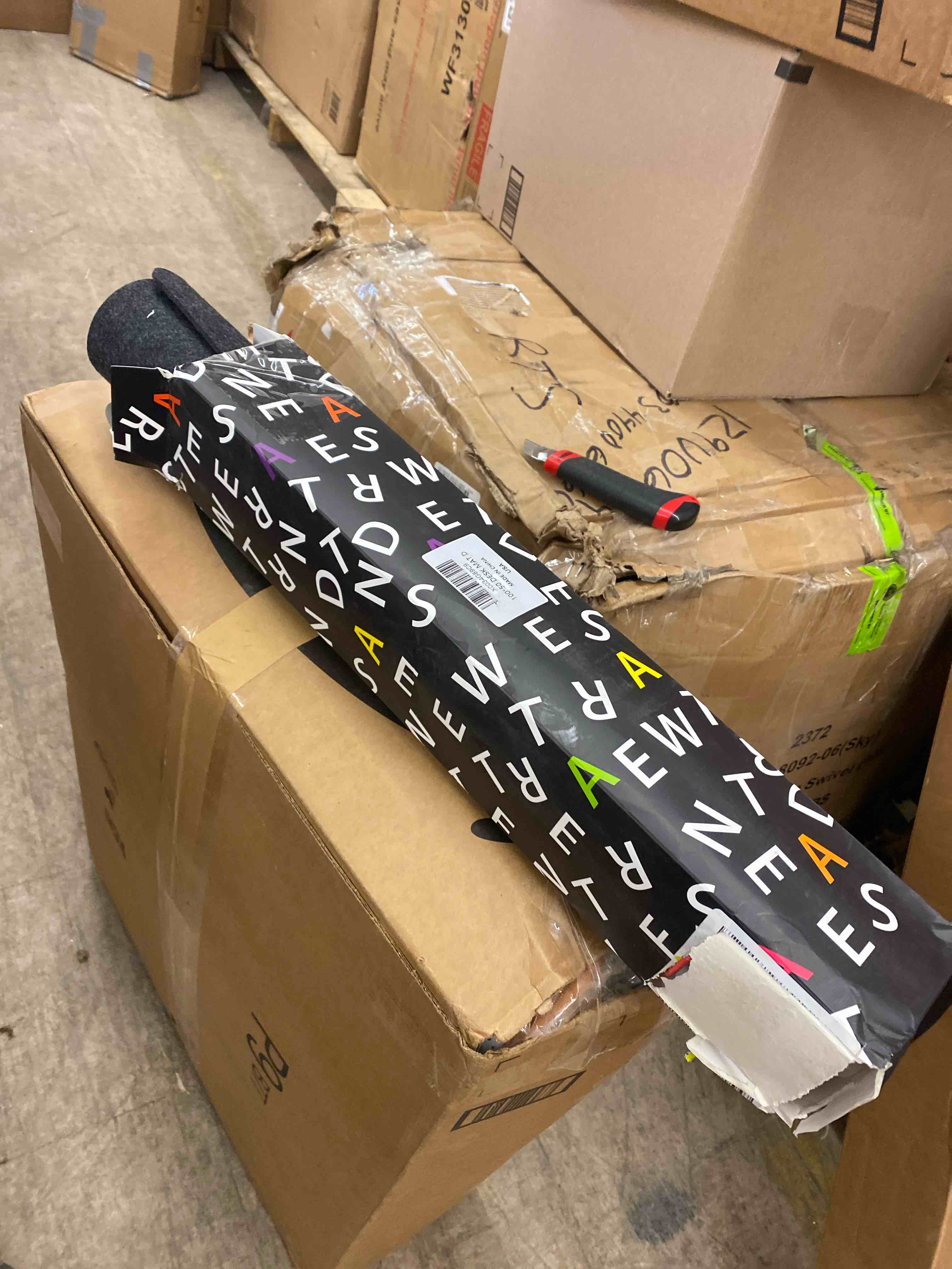 https://s3.amazonaws.com/lotting-images-prod/phillipi/PNK0432261_1738175442208.jpeg