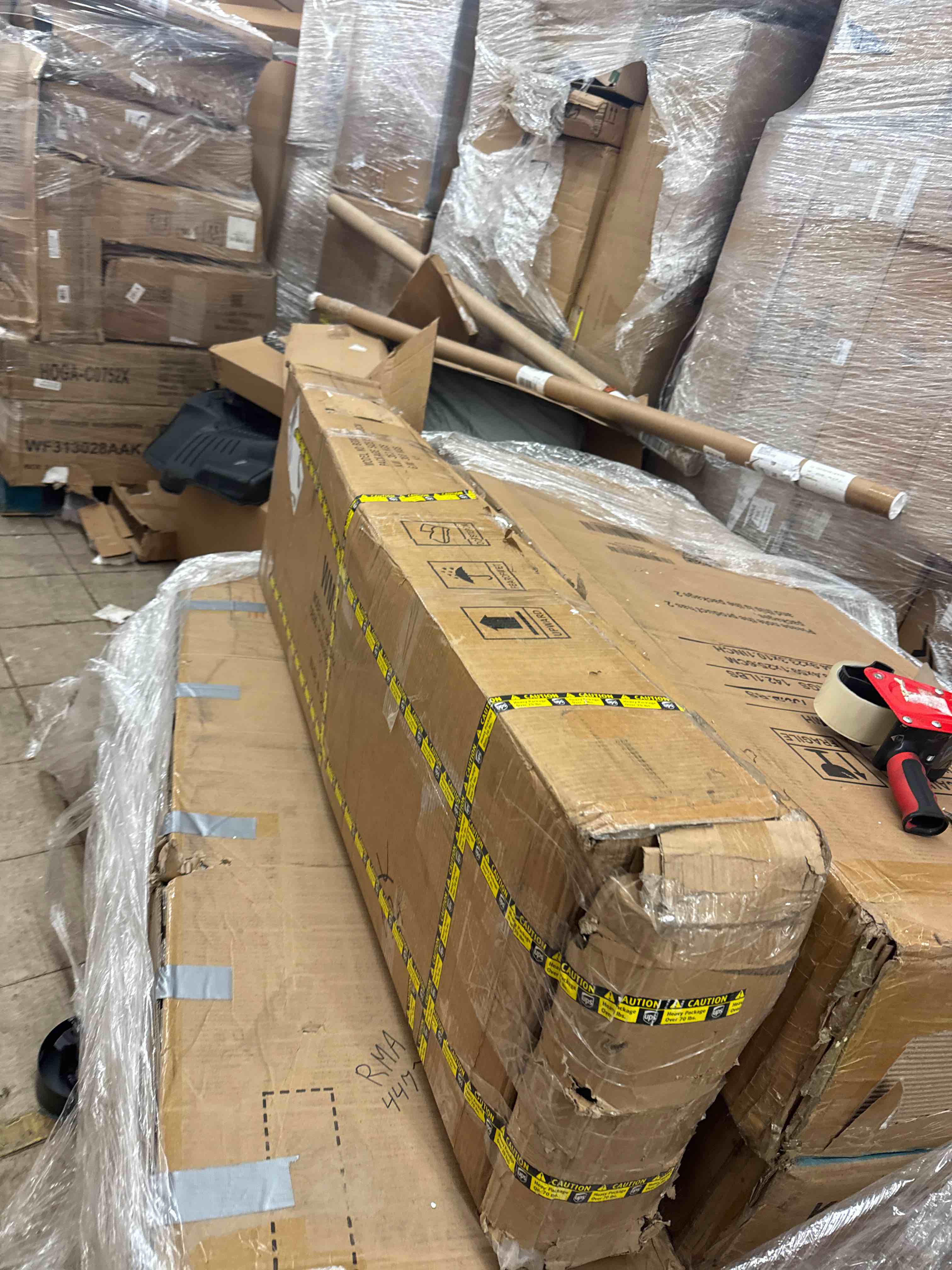 https://s3.amazonaws.com/lotting-images-prod/phillipi/PNK0432308_1738087909847.jpeg