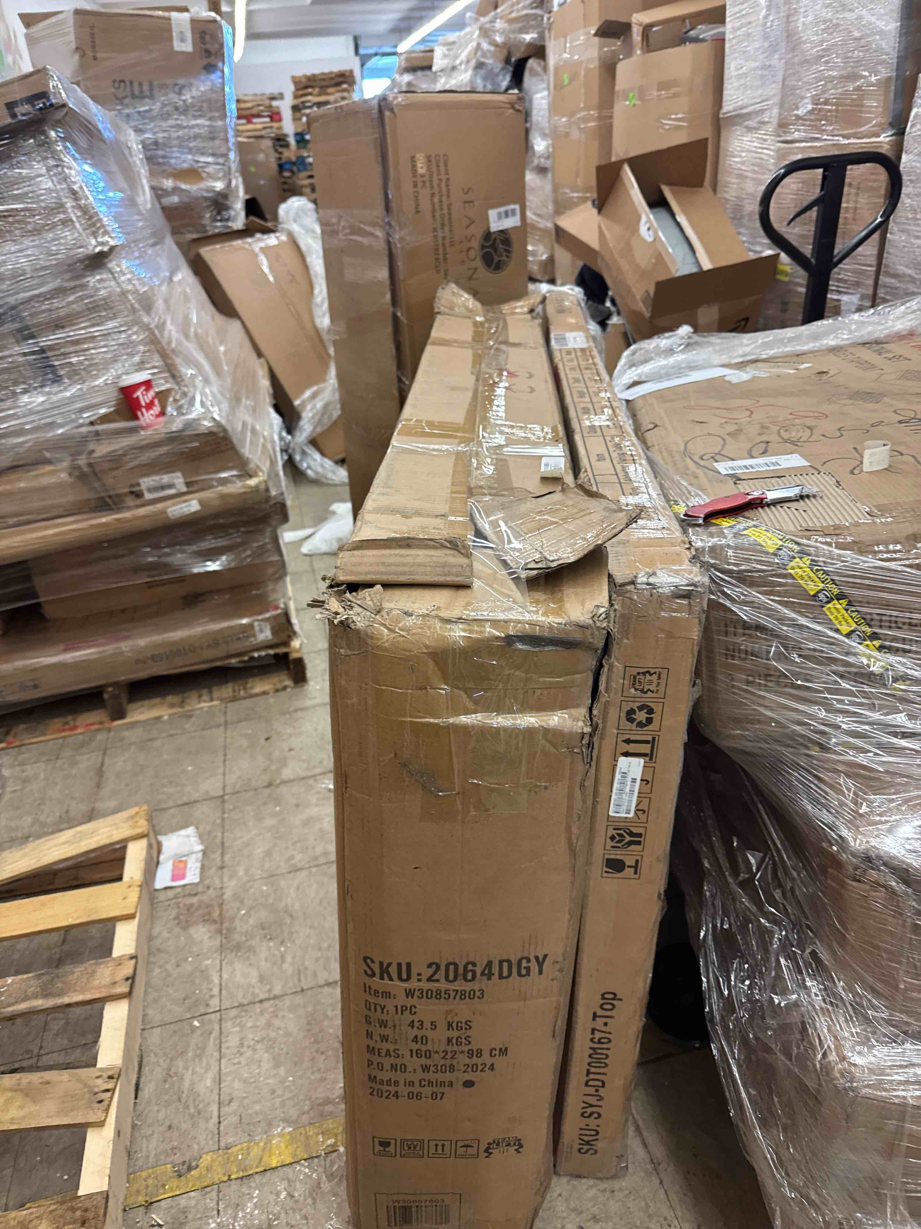 https://s3.amazonaws.com/lotting-images-prod/phillipi/PNK0432318_1738085342713.jpeg