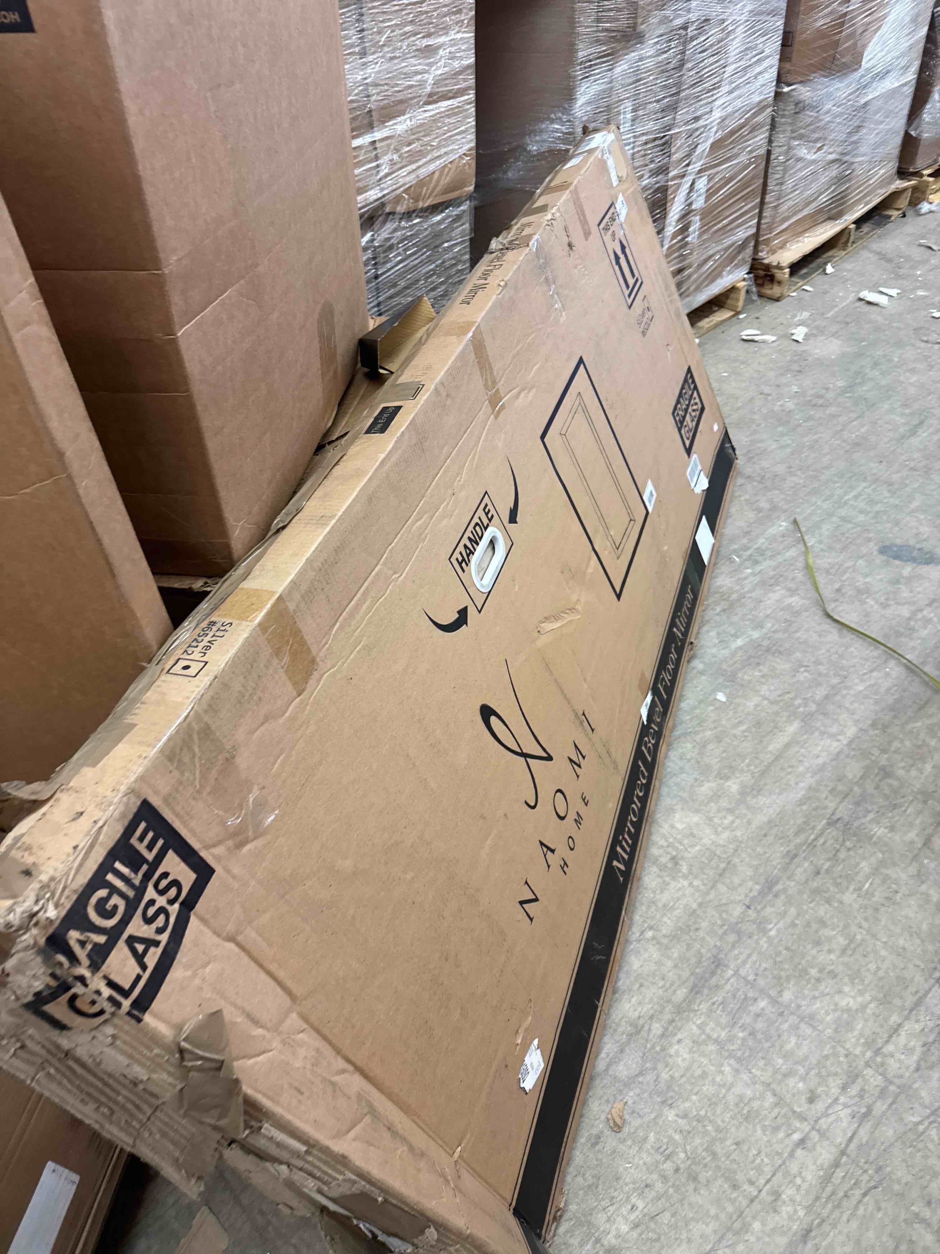 https://s3.amazonaws.com/lotting-images-prod/phillipi/PNK0432328_1738082269155.jpeg
