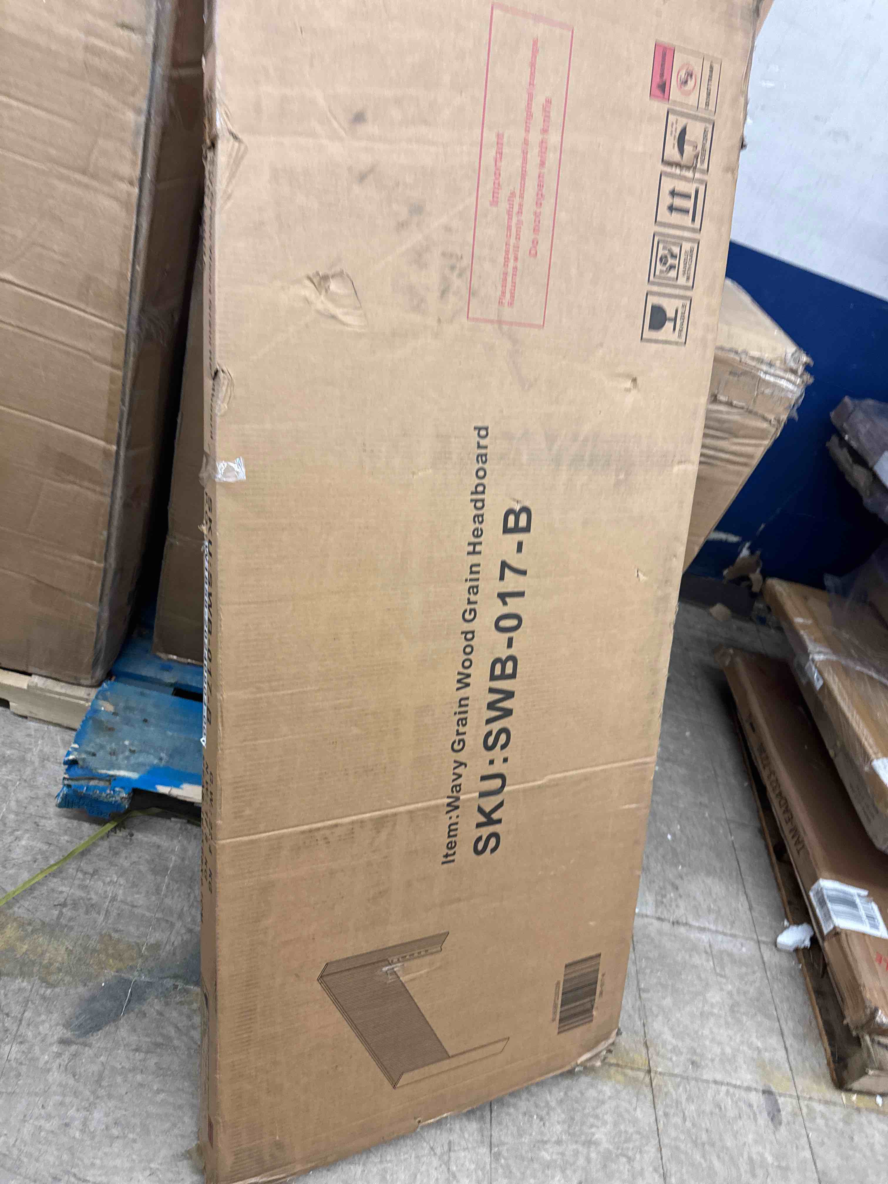 https://s3.amazonaws.com/lotting-images-prod/phillipi/PNK0432335_1738079958616.jpeg
