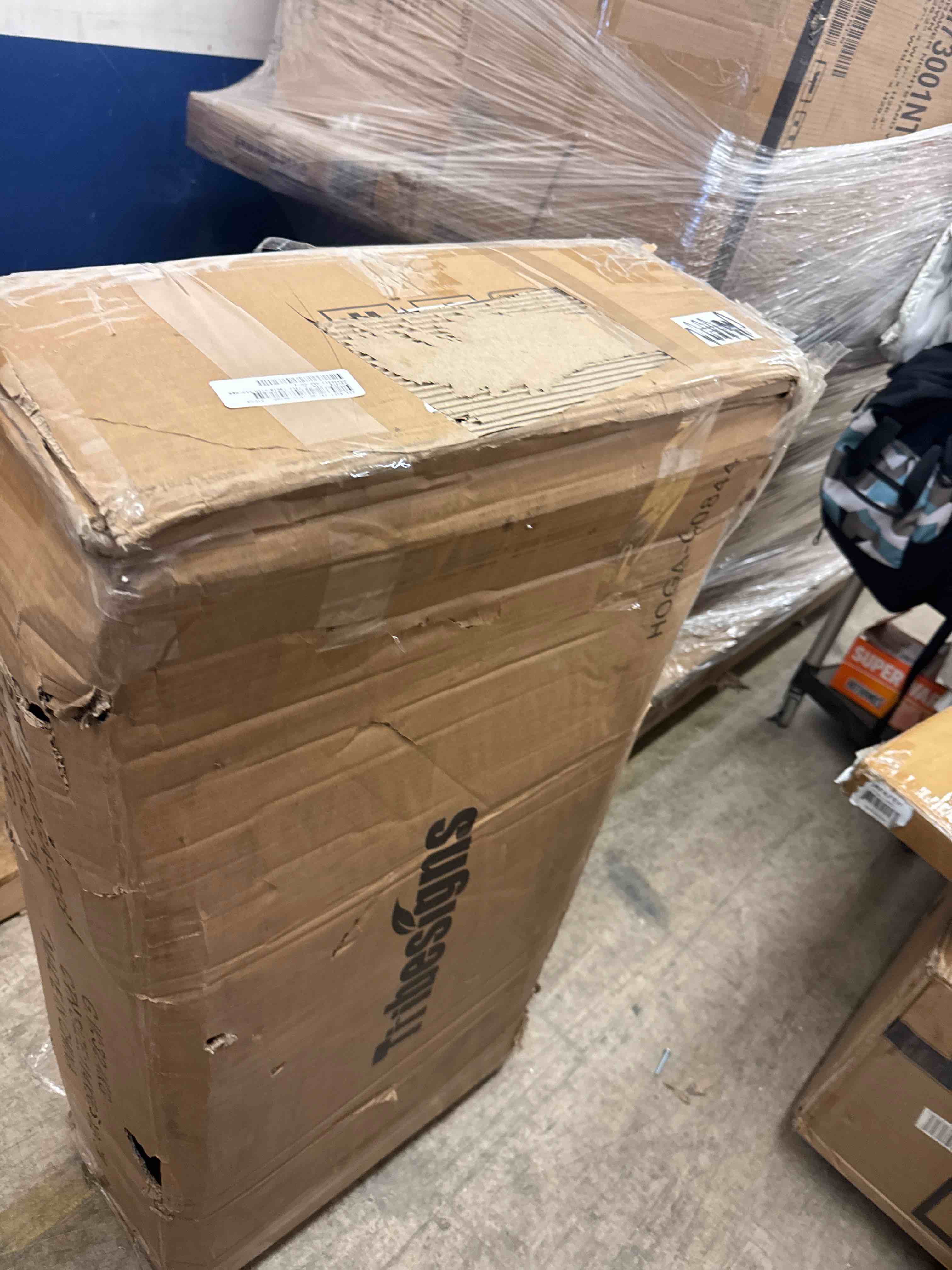 https://s3.amazonaws.com/lotting-images-prod/phillipi/PNK0432348_1738076252640.jpeg